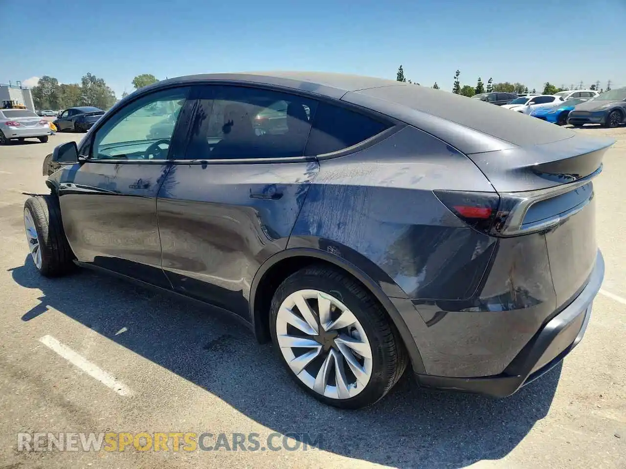2 Photograph of a damaged car 7SAYGDEE7TF375497 TESLA MODEL Y 2026