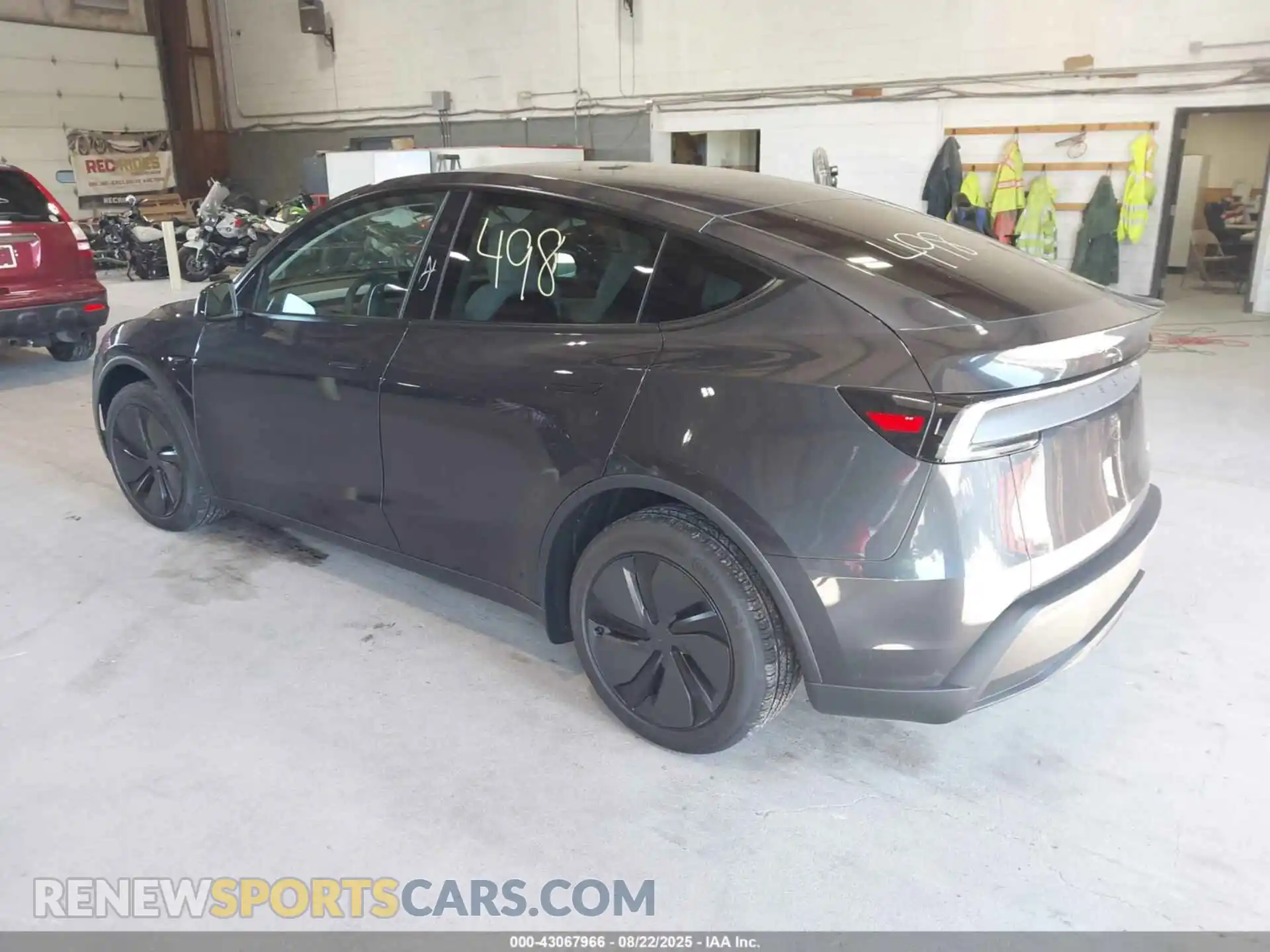 3 Photograph of a damaged car 7SAYGDEE7TF387729 TESLA MODEL Y 2026