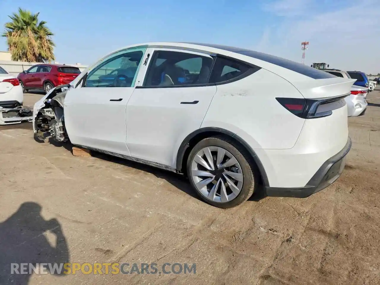 2 Photograph of a damaged car 7SAYGDEE7TF424682 TESLA MODEL Y 2026