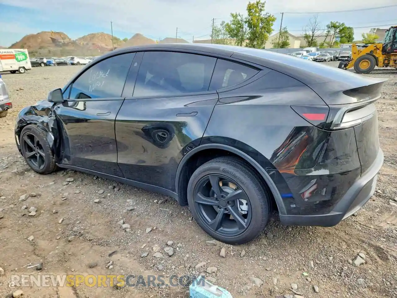 2 Photograph of a damaged car 7SAYGDEE7TF605877 TESLA MODEL Y 2026