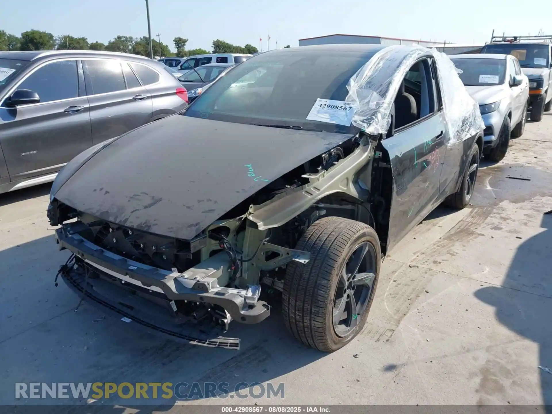 2 Photograph of a damaged car 7SAYGDEE8TA395819 TESLA MODEL Y 2026