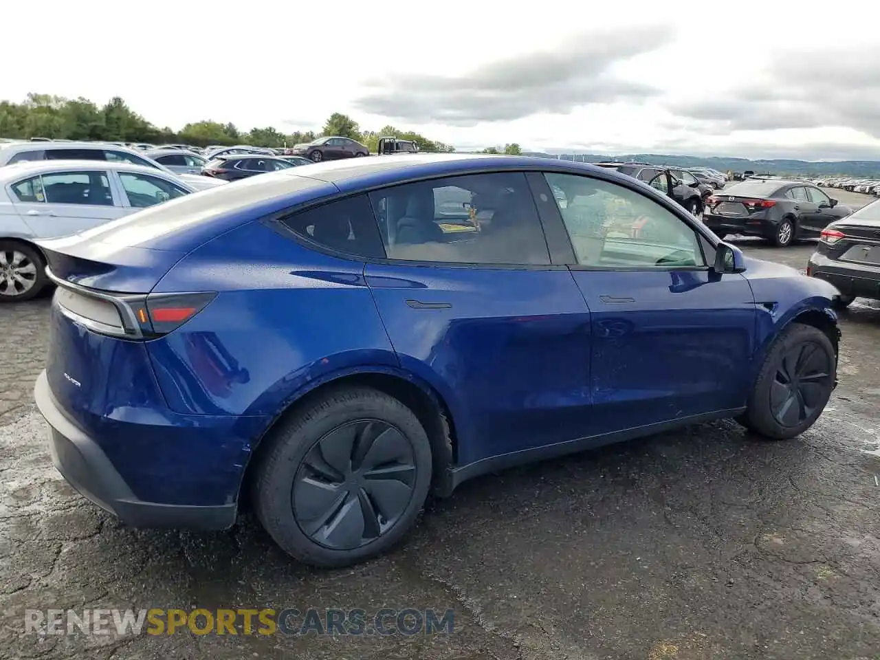 3 fotografías del automóvil dañado 7SAYGDEE8TA462502 TESLA MODEL Y 2026