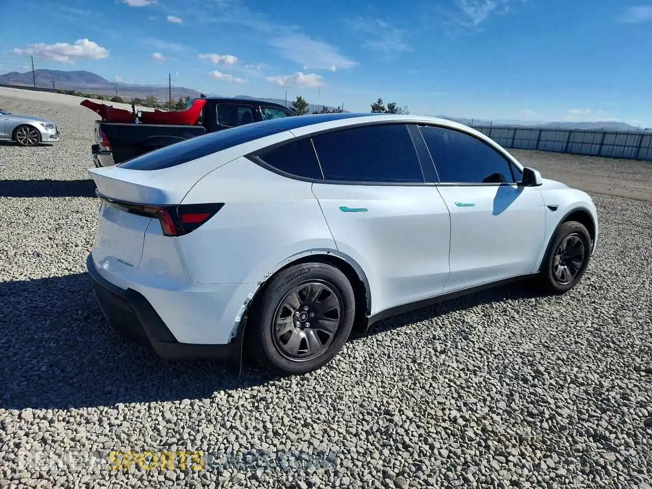 3 Фотография поврежденного автомобиля 7SAYGDEE8TA636388 TESLA MODEL Y 2026