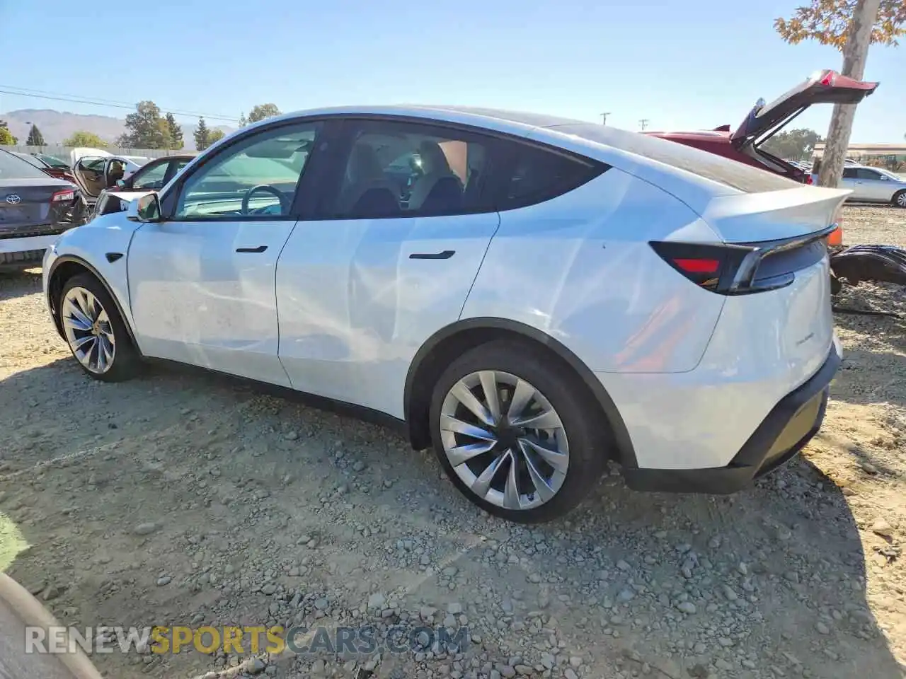 2 Фотография поврежденного автомобиля 7SAYGDEE8TF330133 TESLA MODEL Y 2026