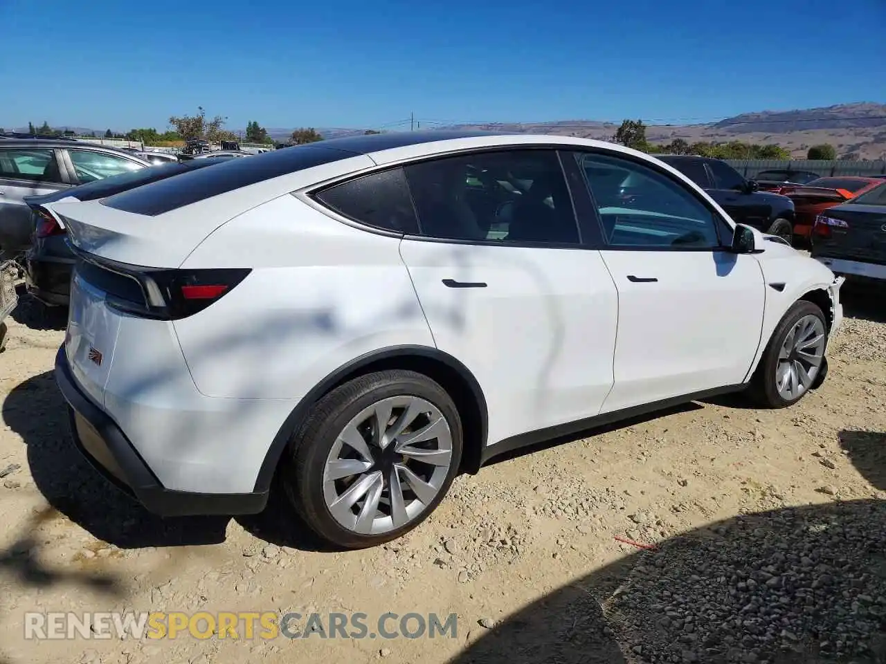 3 Фотография поврежденного автомобиля 7SAYGDEE8TF330133 TESLA MODEL Y 2026