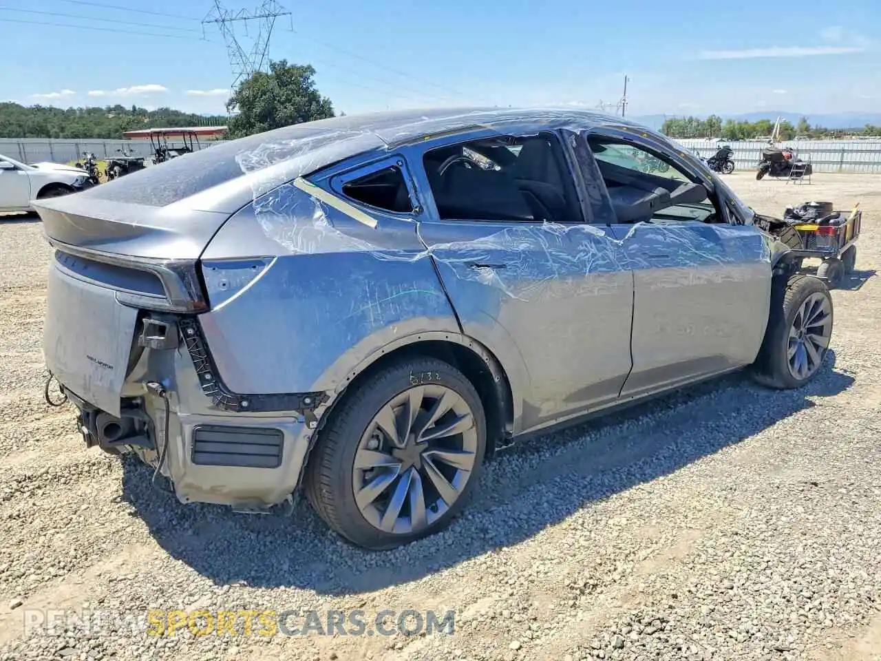 3 fotografías del automóvil dañado 7SAYGDEE8TF597126 TESLA MODEL Y 2026