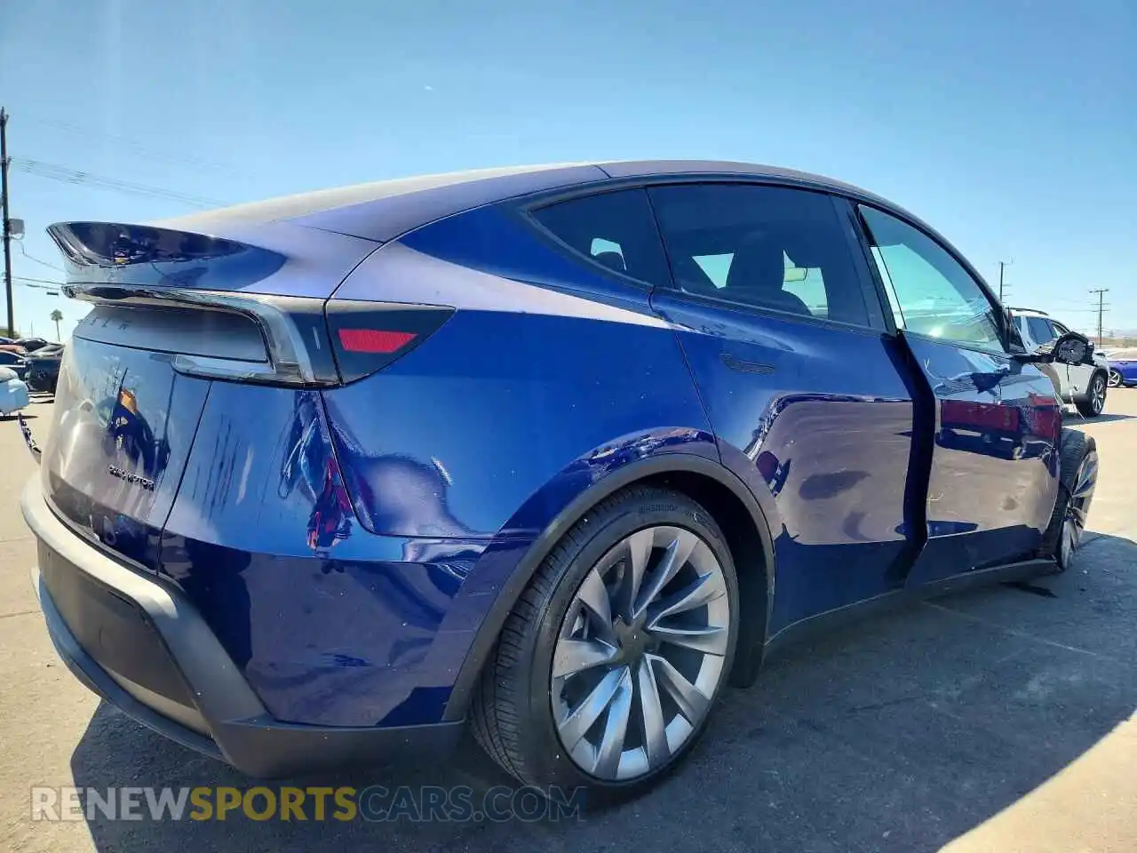 3 Photograph of a damaged car 7SAYGDEE8TF629881 TESLA MODEL Y 2026