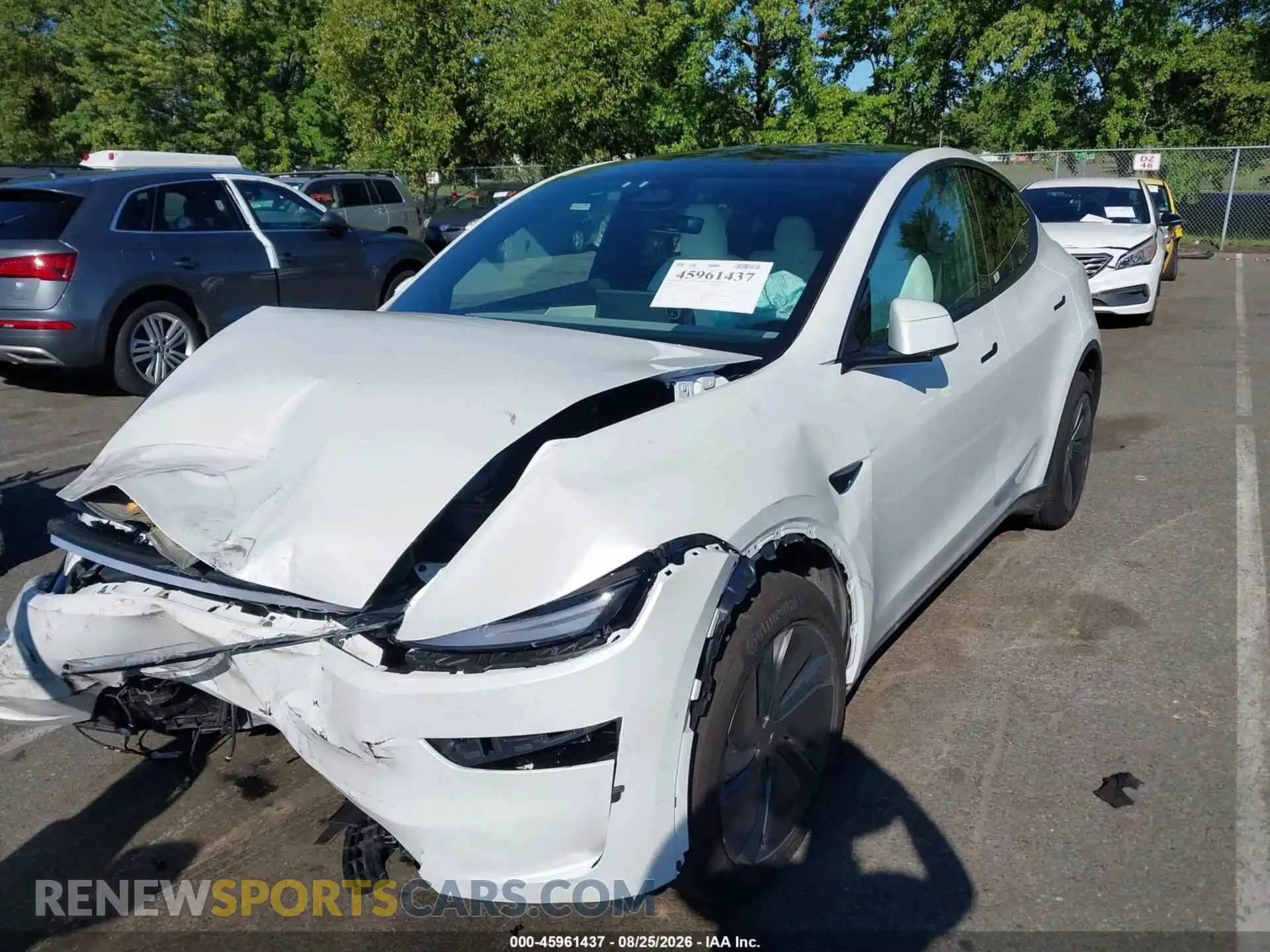 2 fotografías del automóvil dañado 7SAYGDEE8TF639682 TESLA MODEL Y 2026