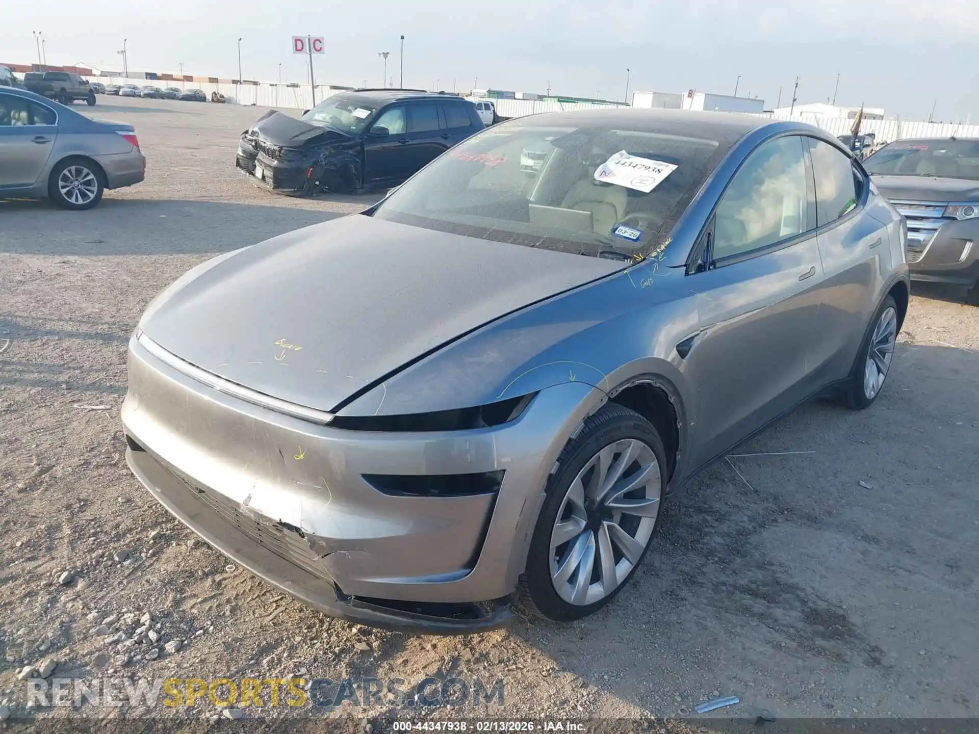 2 Photograph of a damaged car 7SAYGDEE9TA383212 TESLA MODEL Y 2026