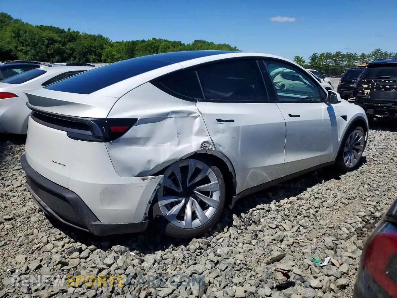 3 fotografías del automóvil dañado 7SAYGDEE9TA469054 TESLA MODEL Y 2026