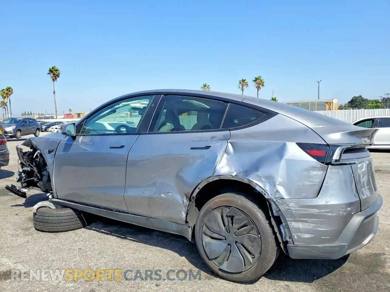 2 Photograph of a damaged car 7SAYGDEE9TF336586 TESLA MODEL Y 2026
