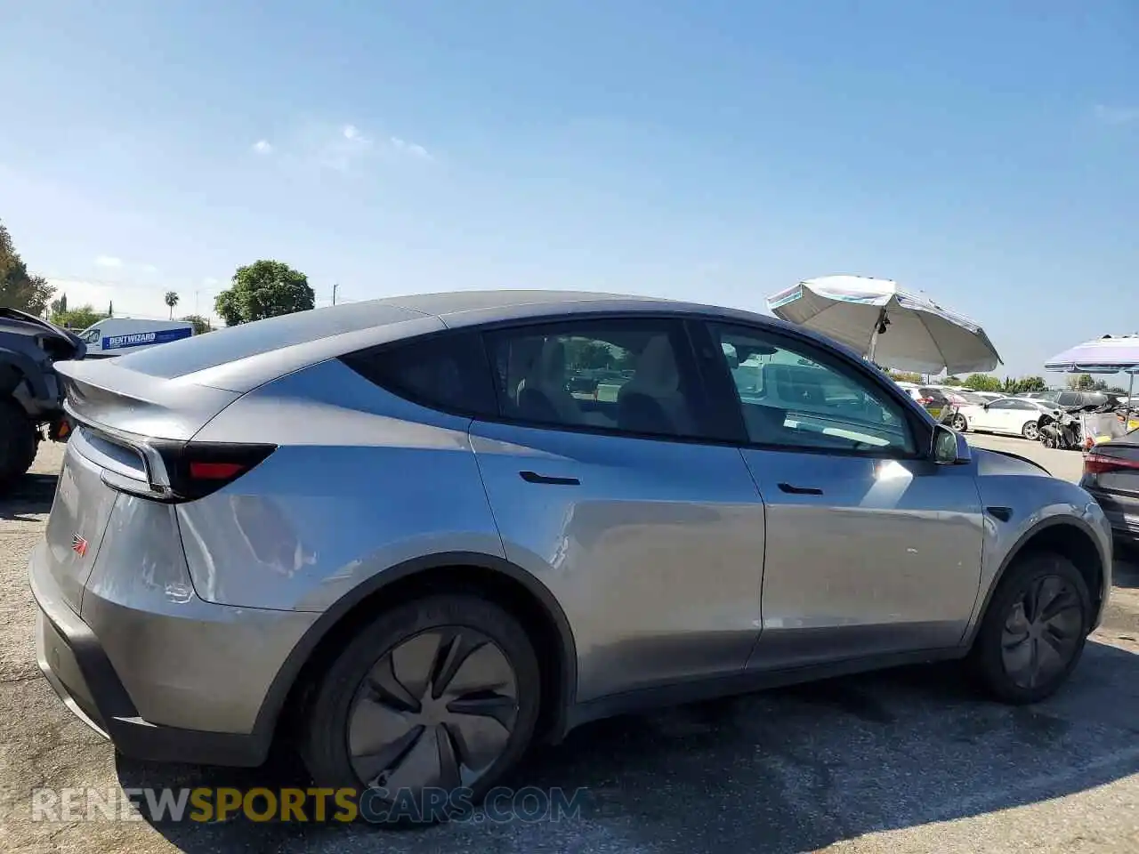 3 Photograph of a damaged car 7SAYGDEE9TF336586 TESLA MODEL Y 2026