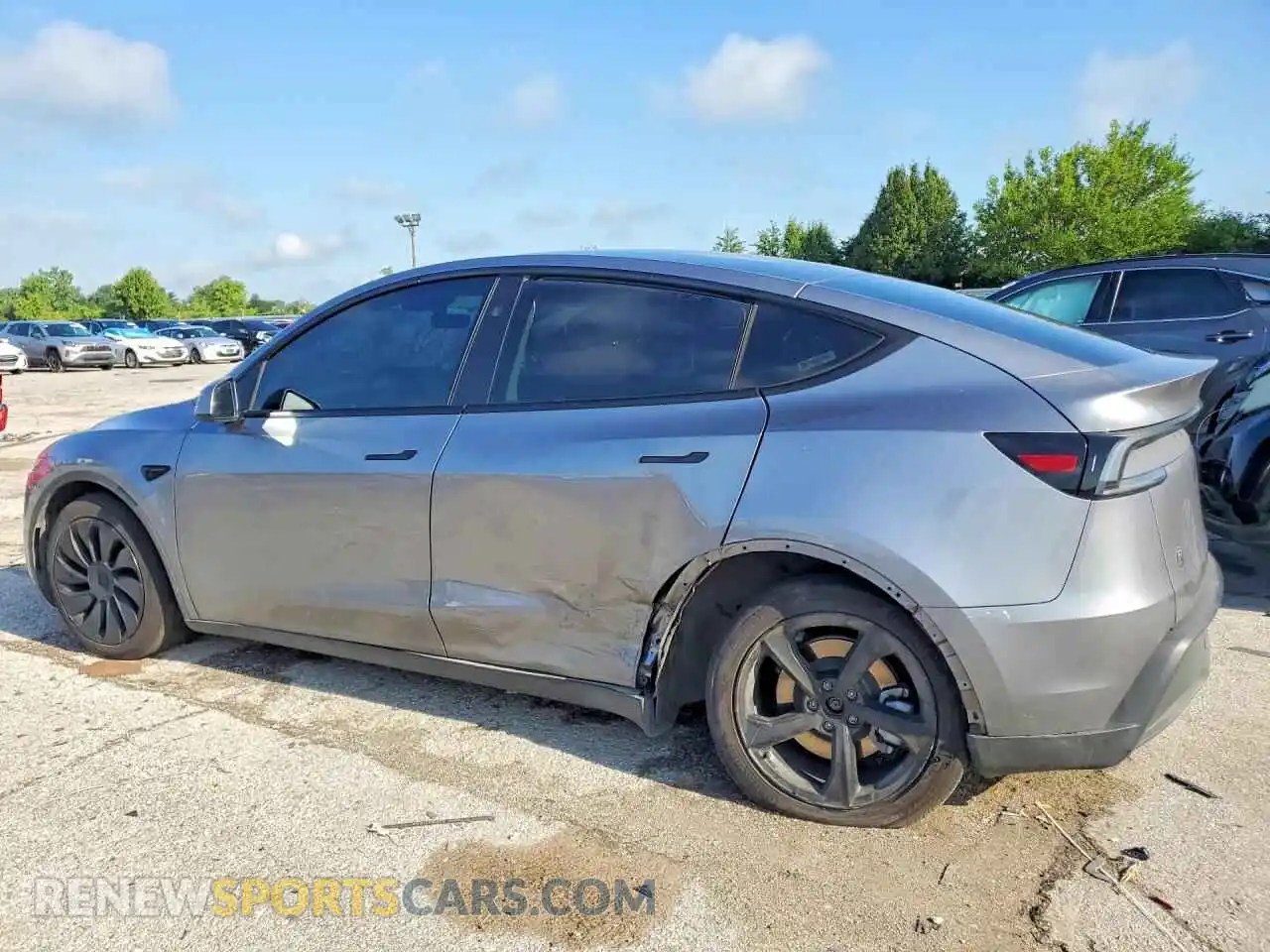 2 Photograph of a damaged car 7SAYGDEE9TF437949 TESLA MODEL Y 2026