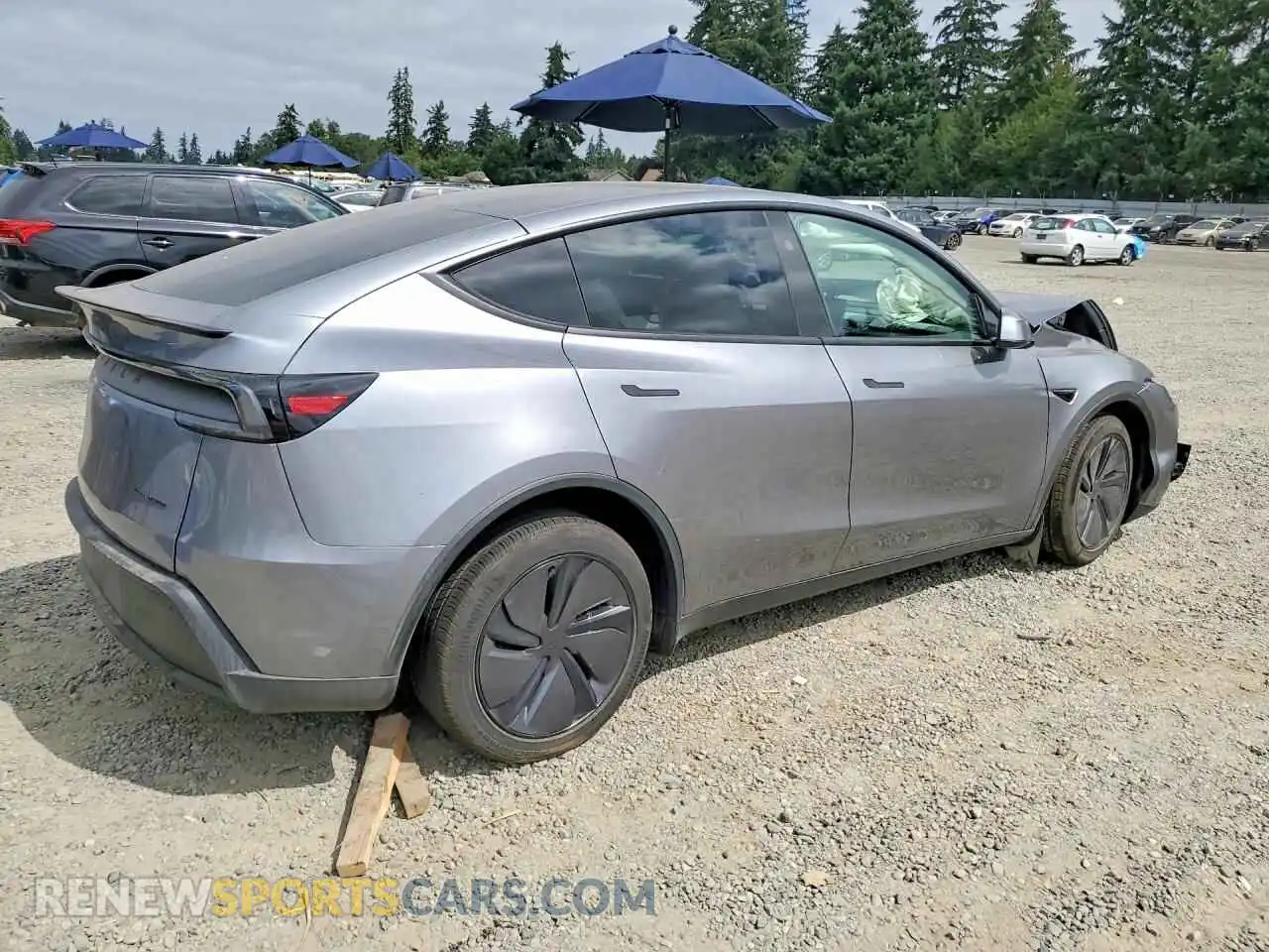 3 Photograph of a damaged car 7SAYGDEE9TF574566 TESLA MODEL Y 2026
