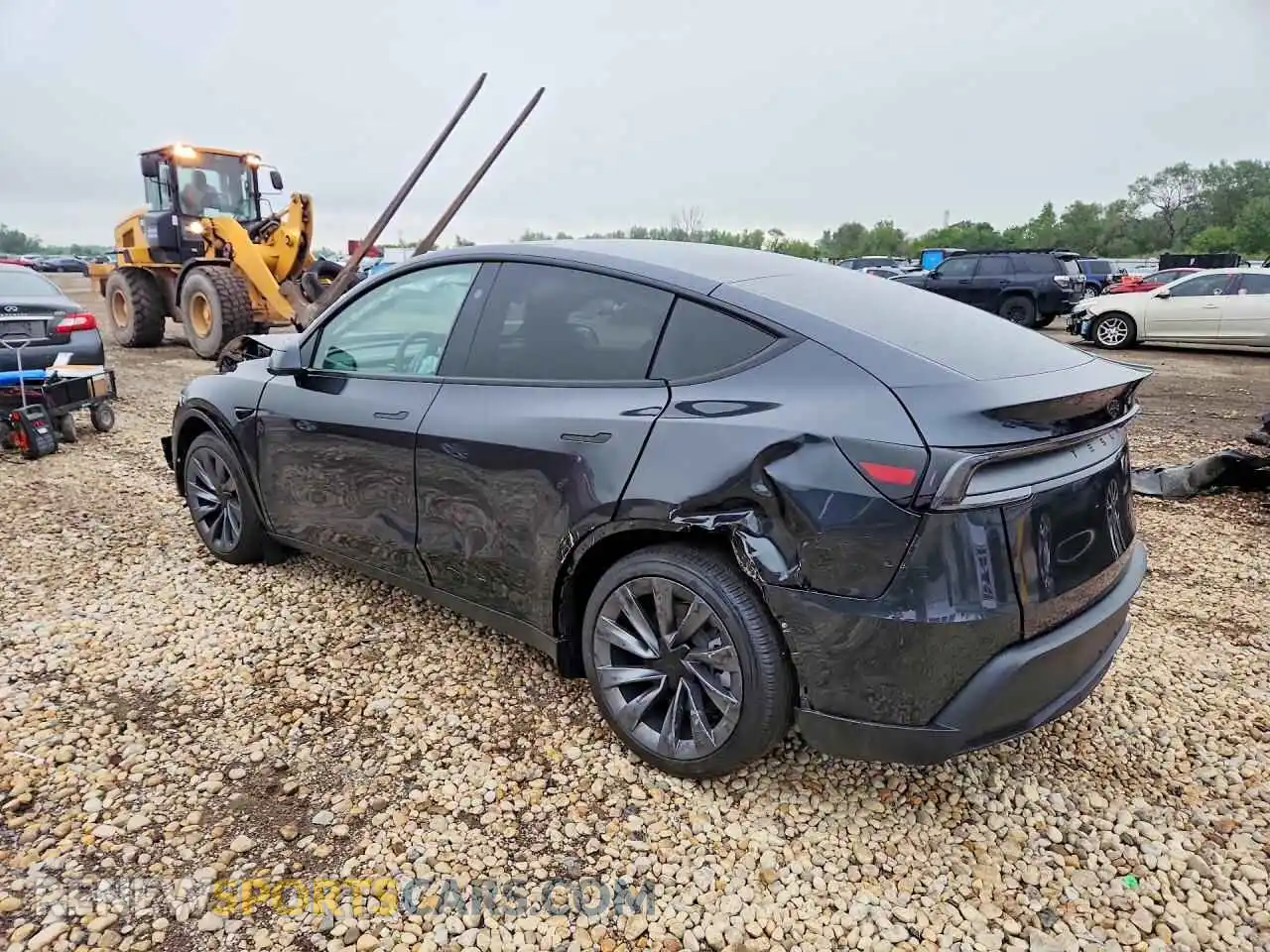 2 fotografías del automóvil dañado 7SAYGDEE9TF685649 TESLA MODEL Y 2026