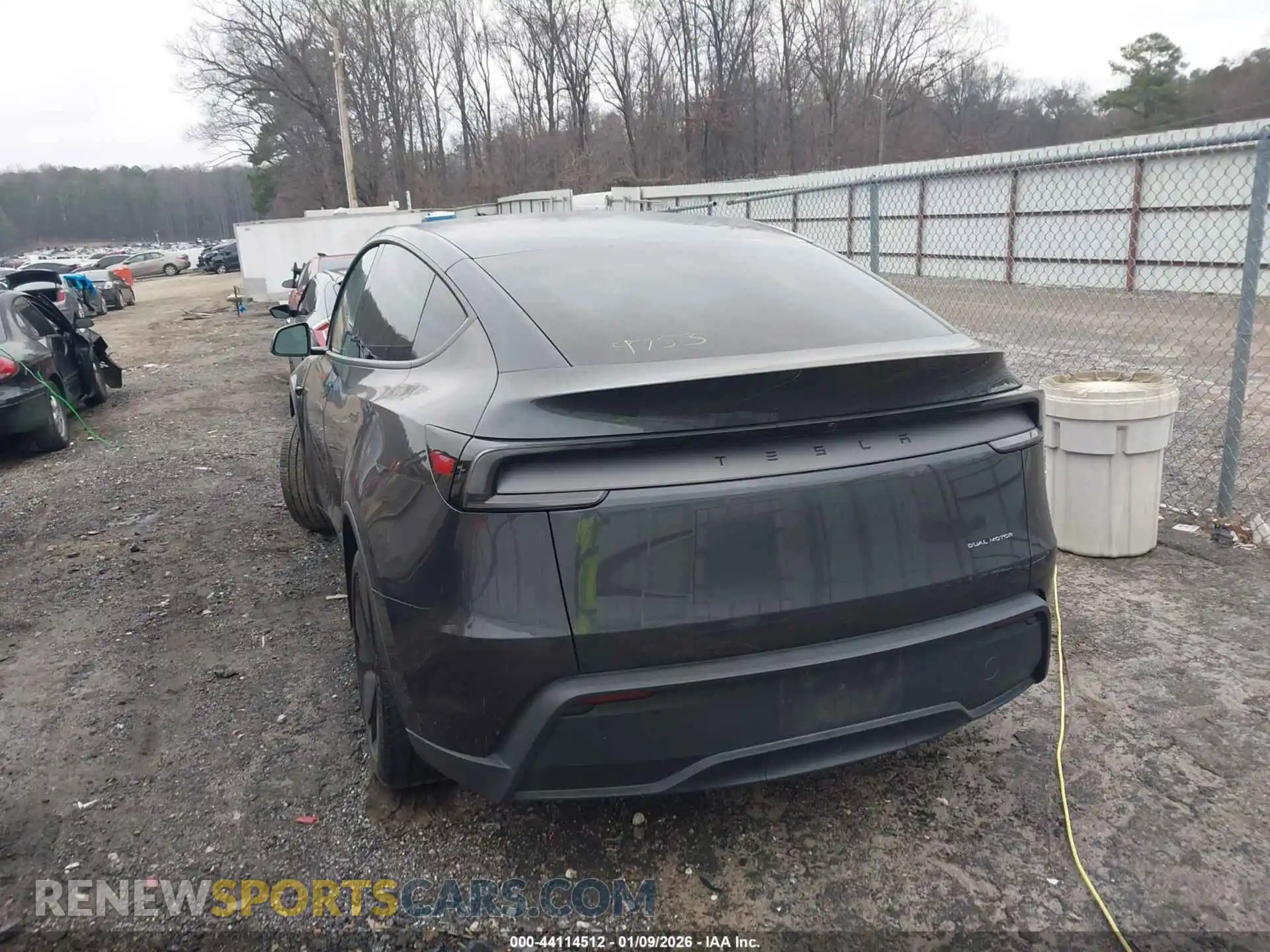 3 Photograph of a damaged car 7SAYGDEEXTA409753 TESLA MODEL Y 2026