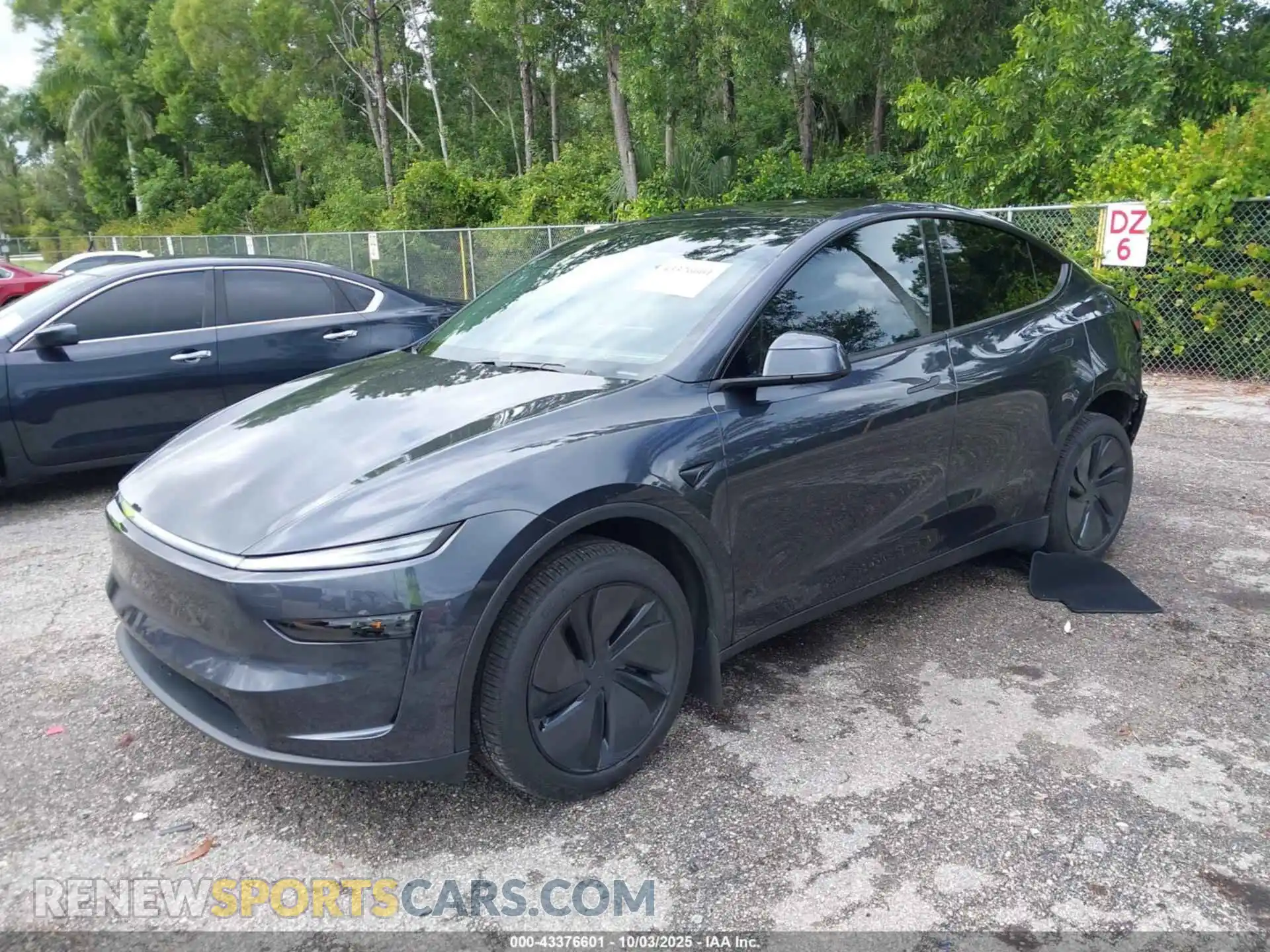 2 Photograph of a damaged car 7SAYGDEEXTA442834 TESLA MODEL Y 2026