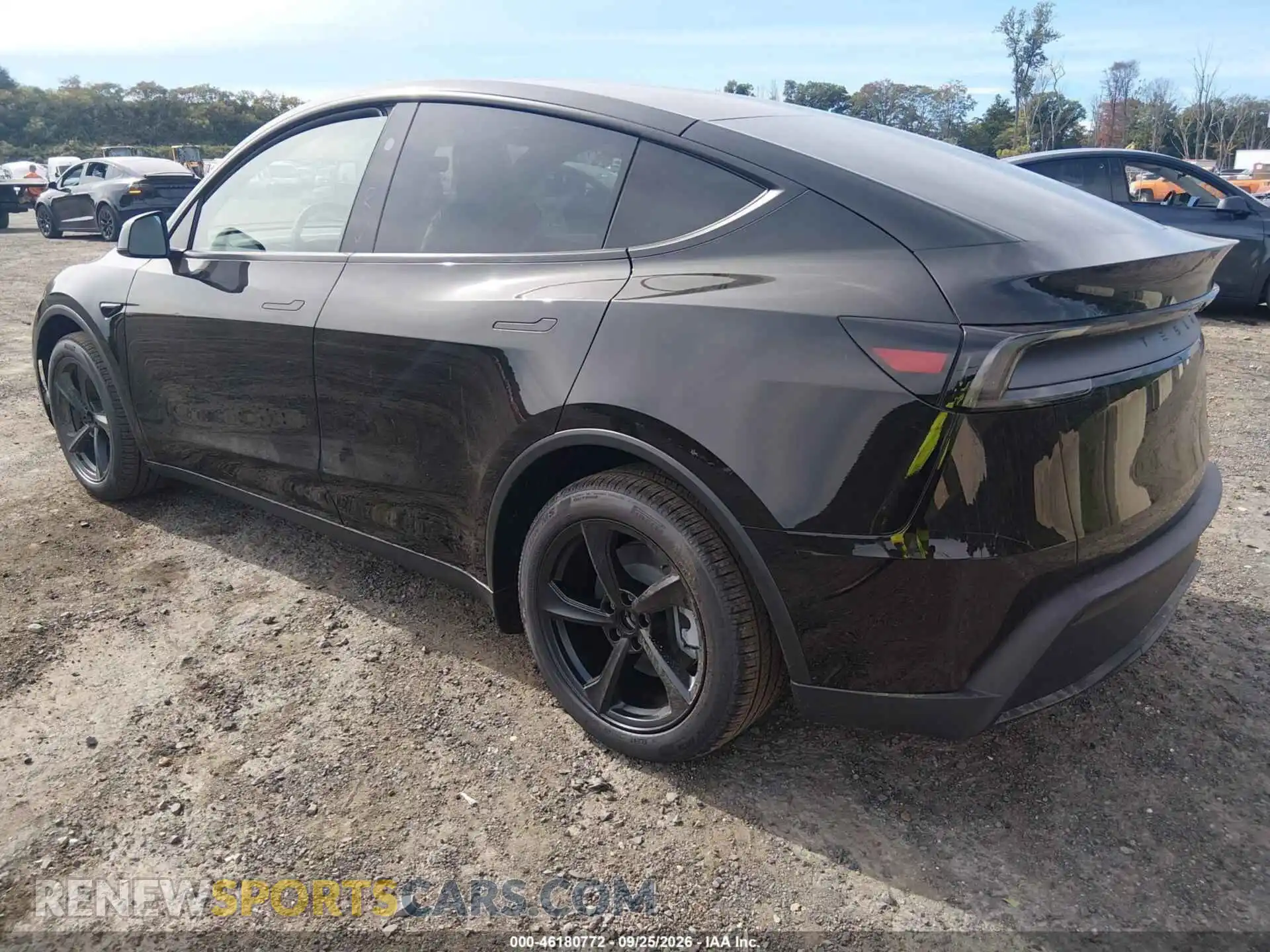 3 fotografías del automóvil dañado 7SAYGDEEXTA764387 TESLA MODEL Y 2026