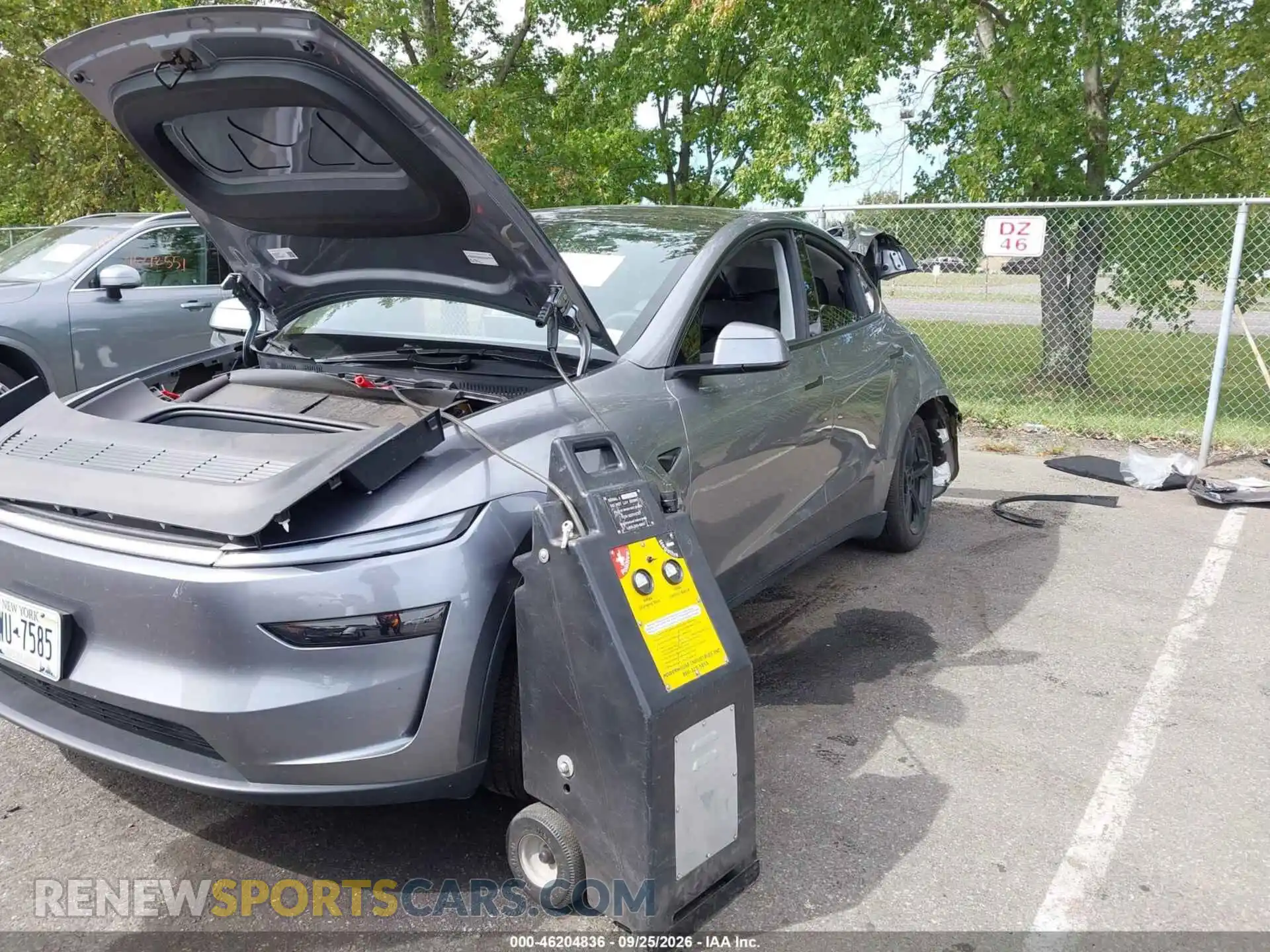 2 Photograph of a damaged car 7SAYGDEEXTF340193 TESLA MODEL Y 2026