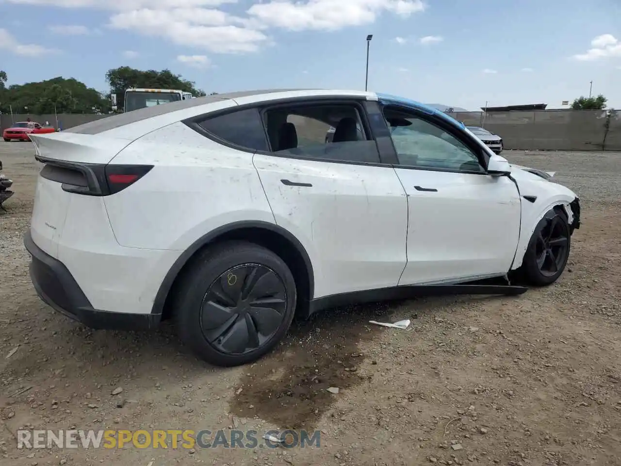 3 Photograph of a damaged car 7SAYGDEEXTF363229 TESLA MODEL Y 2026
