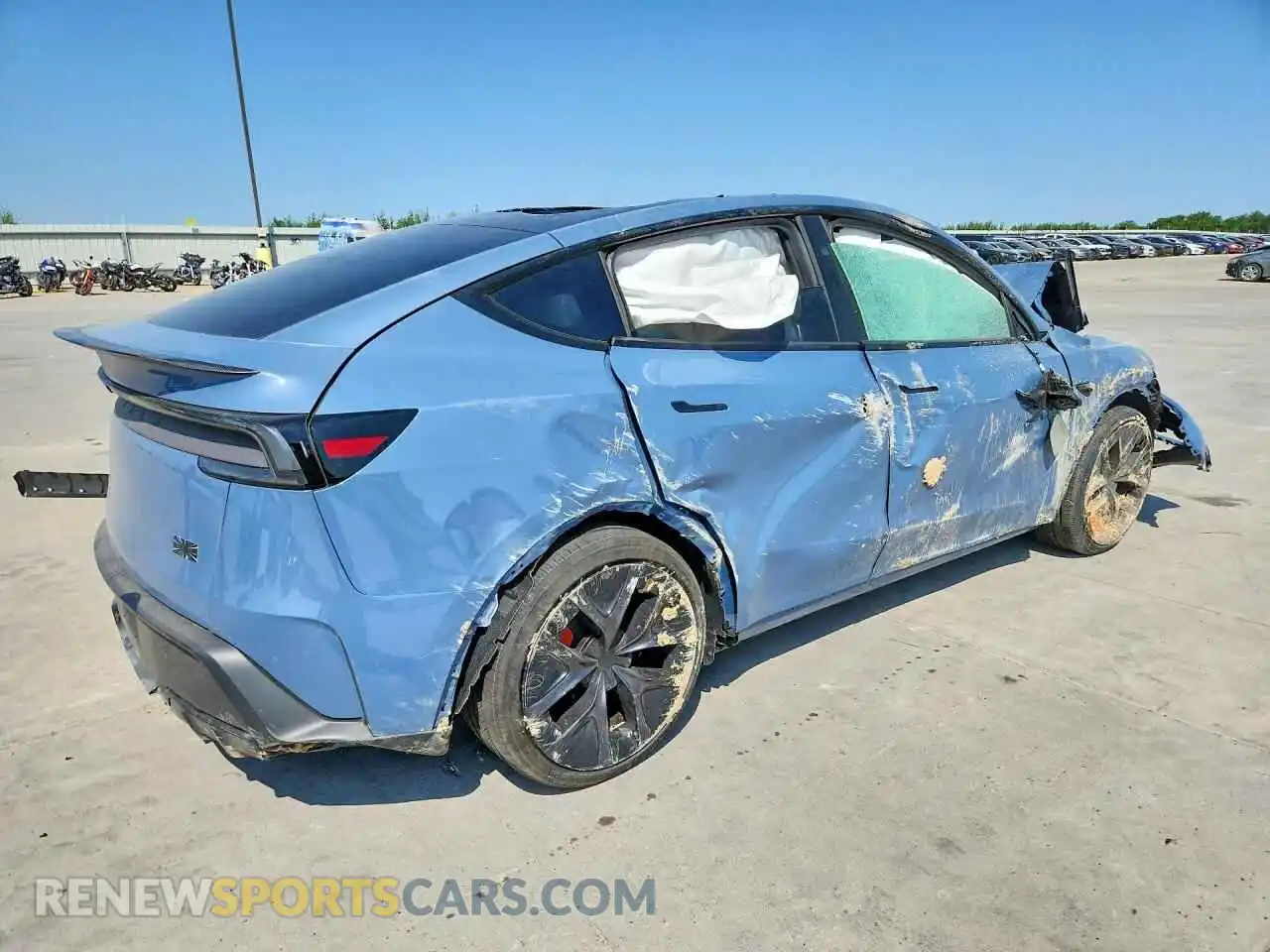 3 Фотография поврежденного автомобиля 7SAYGDET1TA733866 TESLA MODEL Y 2026