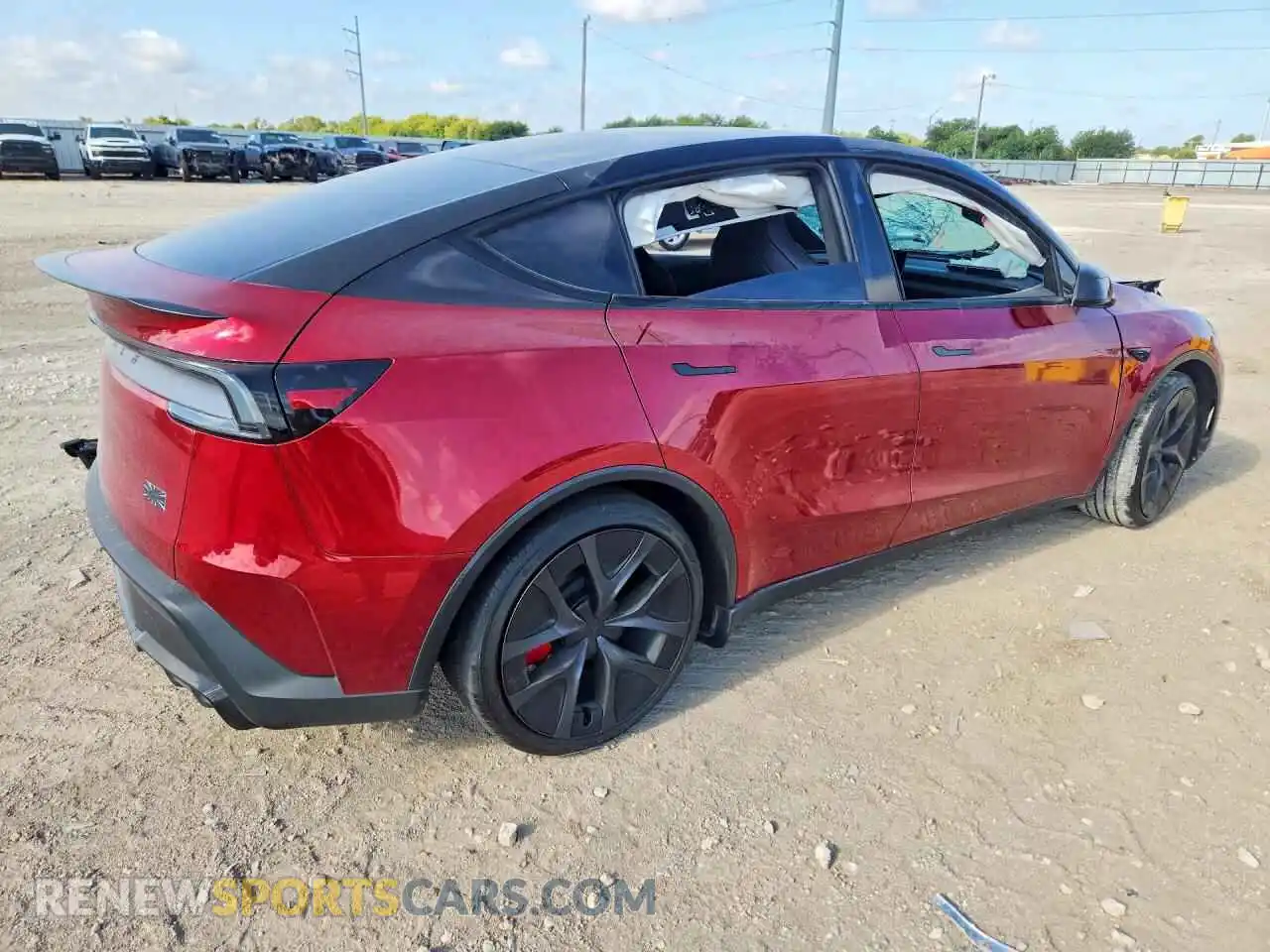 3 Photograph of a damaged car 7SAYGDET9TA672492 TESLA MODEL Y 2026