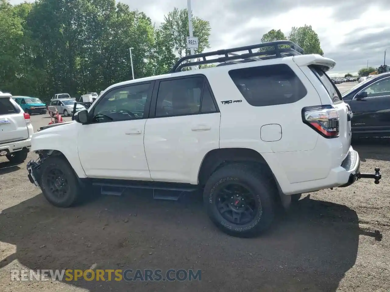 2 Фотография поврежденного автомобиля JTEBU5JR1K5616993 TOYOTA 4RUNNER 2019