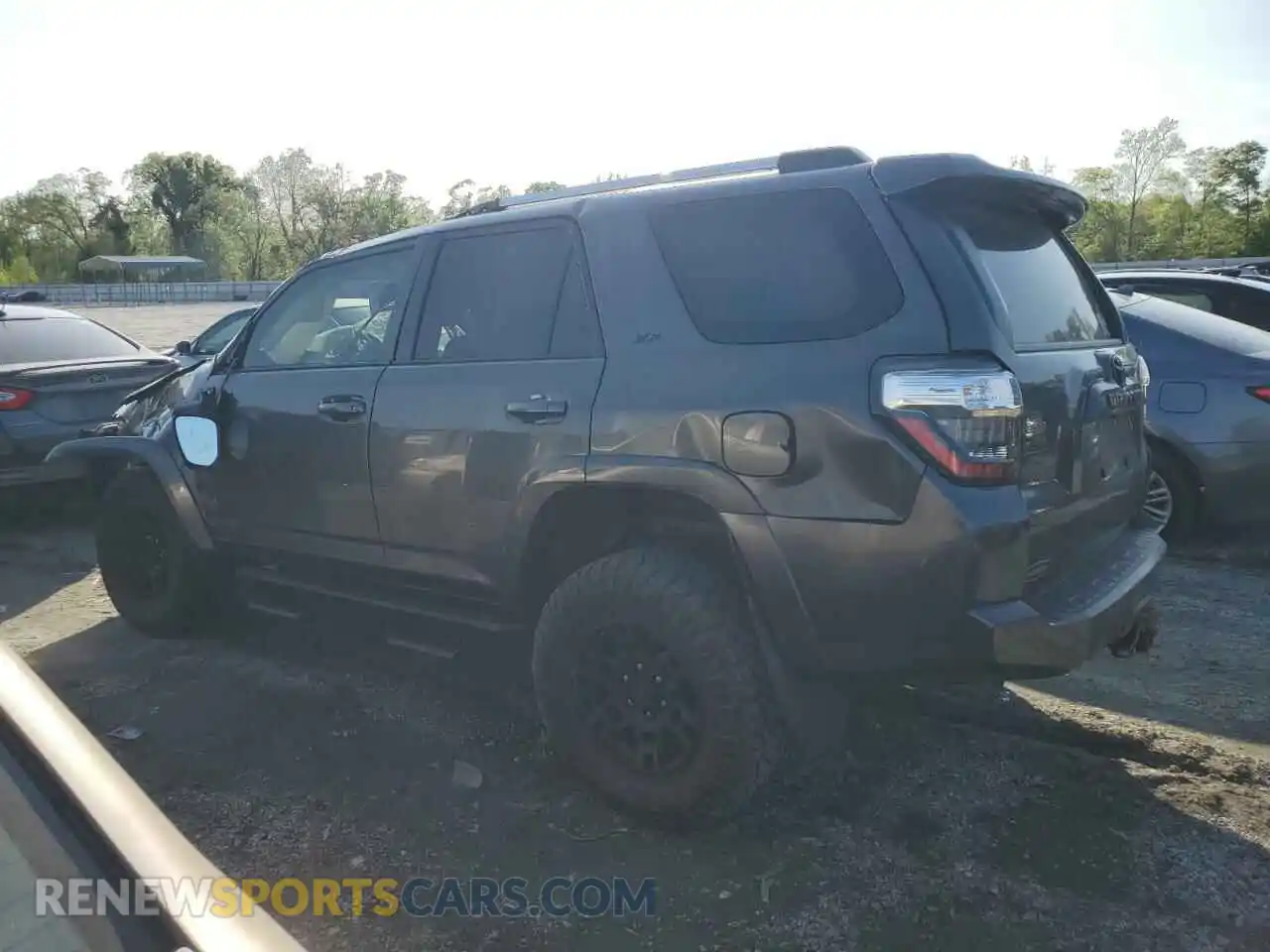 2 Photograph of a damaged car JTEBU5JR6K5634714 TOYOTA 4RUNNER 2019