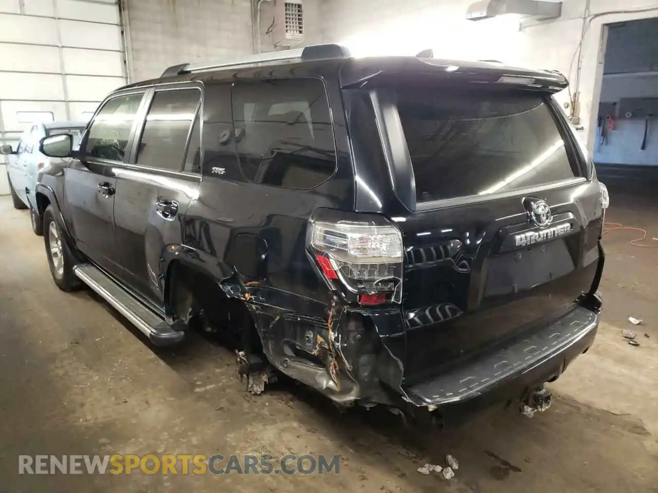 3 Photograph of a damaged car JTEBU5JR8K5626257 TOYOTA 4RUNNER 2019