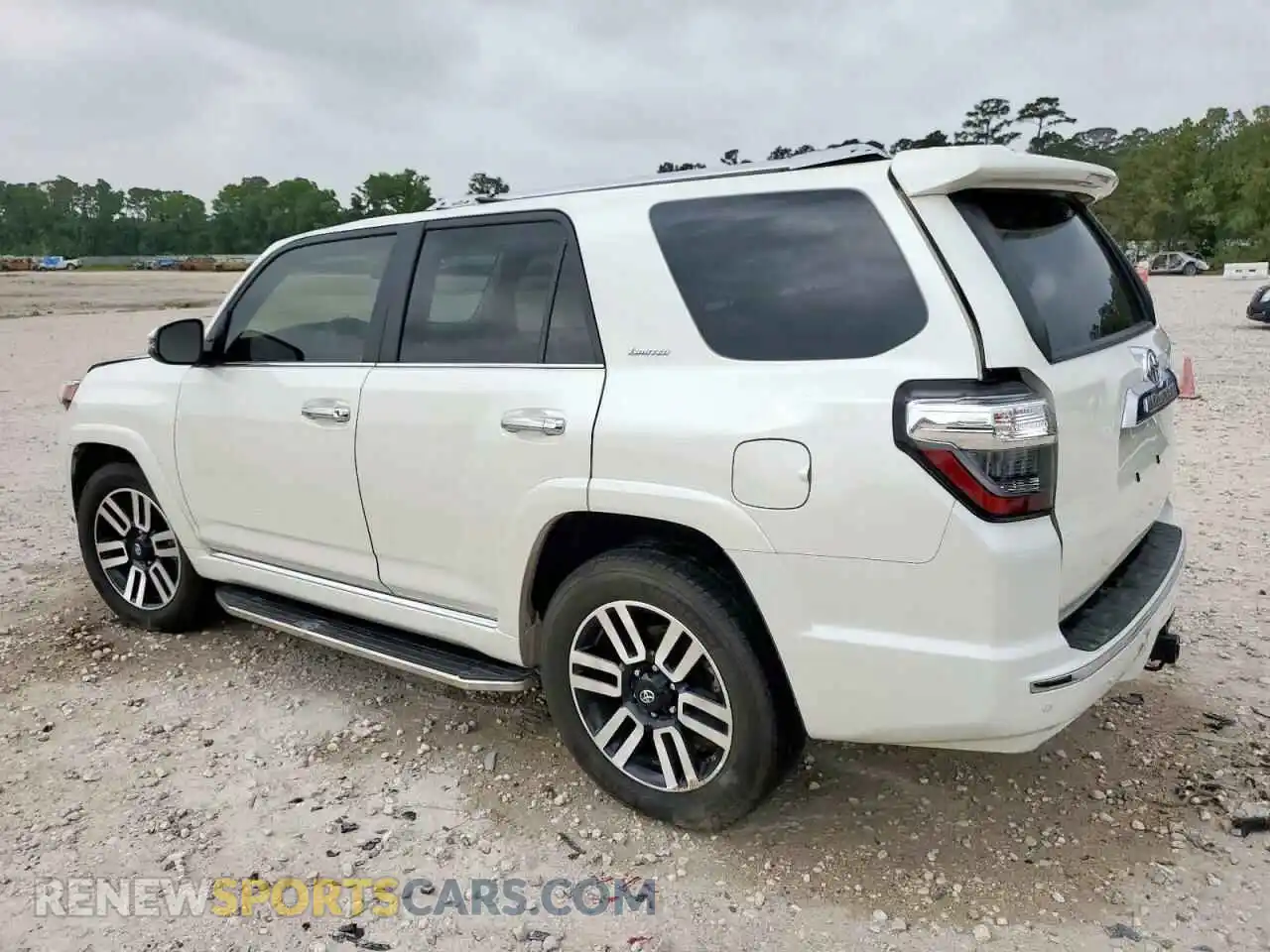 2 Photograph of a damaged car JTEZU5JR3K5196751 TOYOTA 4RUNNER 2019