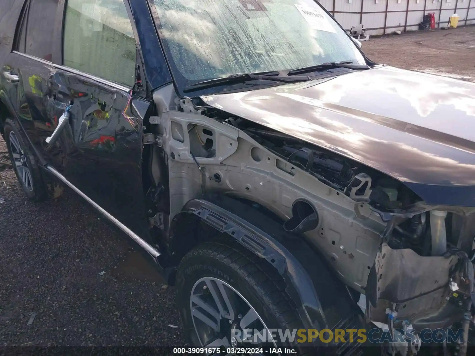21 Photograph of a damaged car JTEBU5JR1L5807606 TOYOTA 4RUNNER 2020