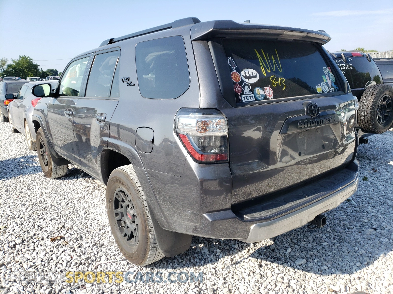 3 Photograph of a damaged car JTEBU5JR2L5771361 TOYOTA 4RUNNER 2020