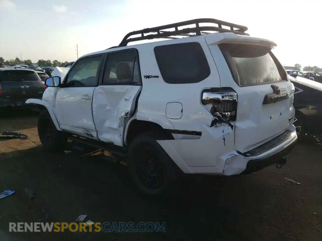 2 Фотография поврежденного автомобиля JTEBU5JR3L5805257 TOYOTA 4RUNNER 2020