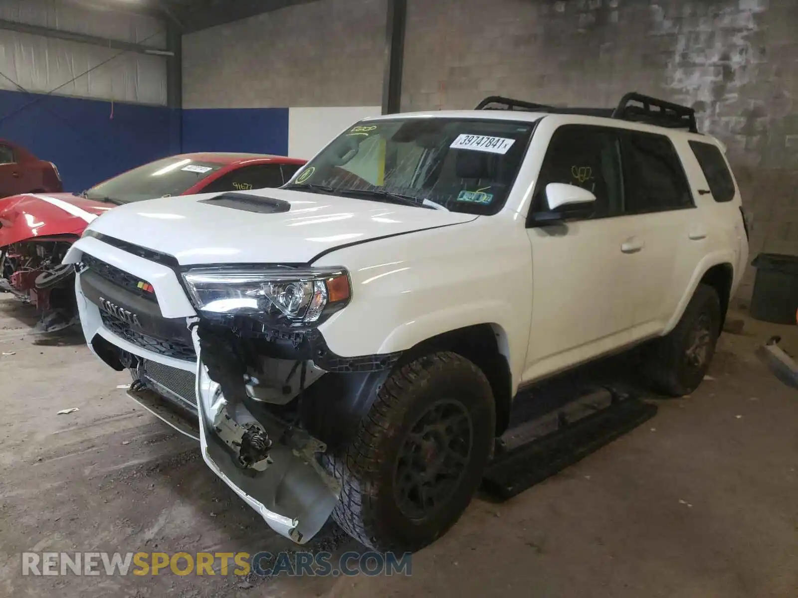2 Photograph of a damaged car JTEBU5JR4L5790445 TOYOTA 4RUNNER 2020