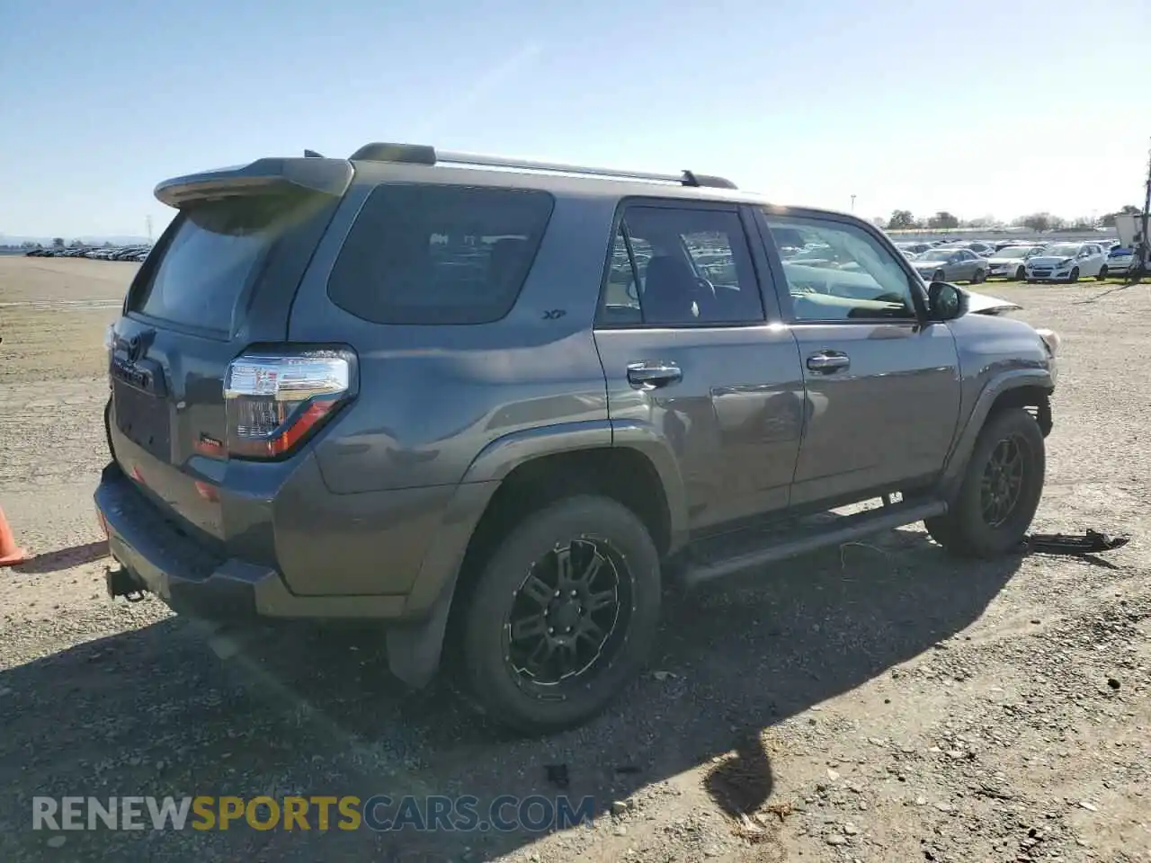 3 Photograph of a damaged car JTEBU5JR5L5801307 TOYOTA 4RUNNER 2020