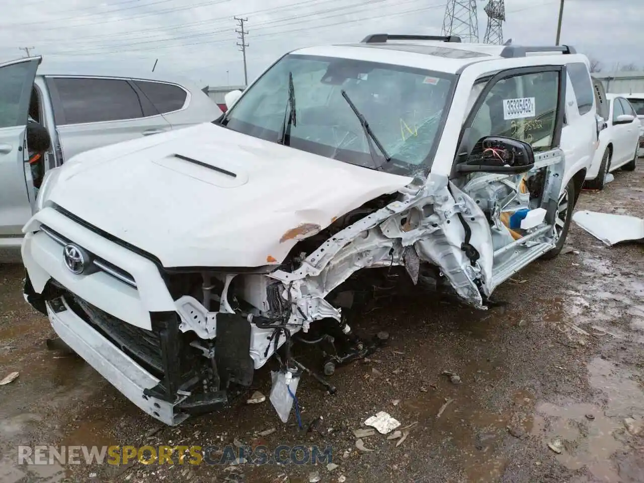 2 fotografías del automóvil dañado JTEBU5JR9L5773673 TOYOTA 4RUNNER 2020