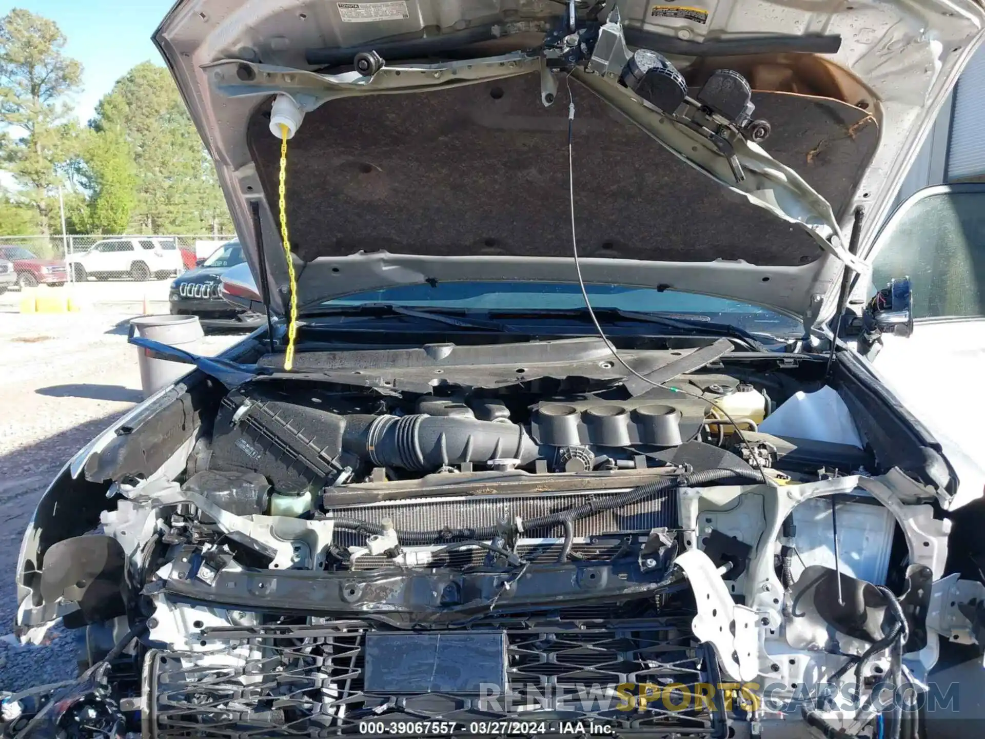 10 Photograph of a damaged car JTEBU5JRXL5789980 TOYOTA 4RUNNER 2020