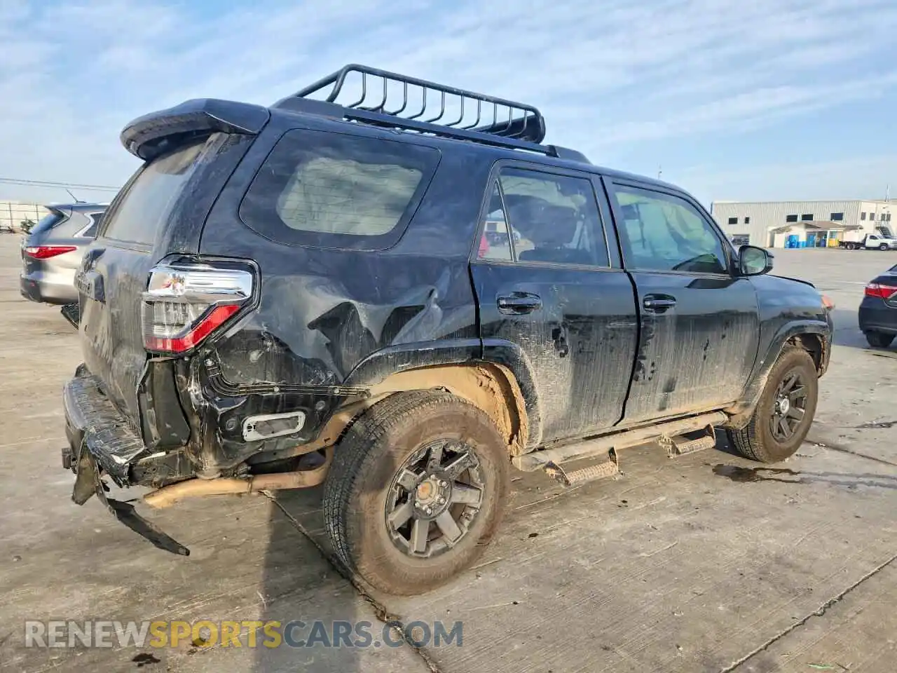 3 Photograph of a damaged car JTEBU5JR1M5924443 TOYOTA 4RUNNER 2021