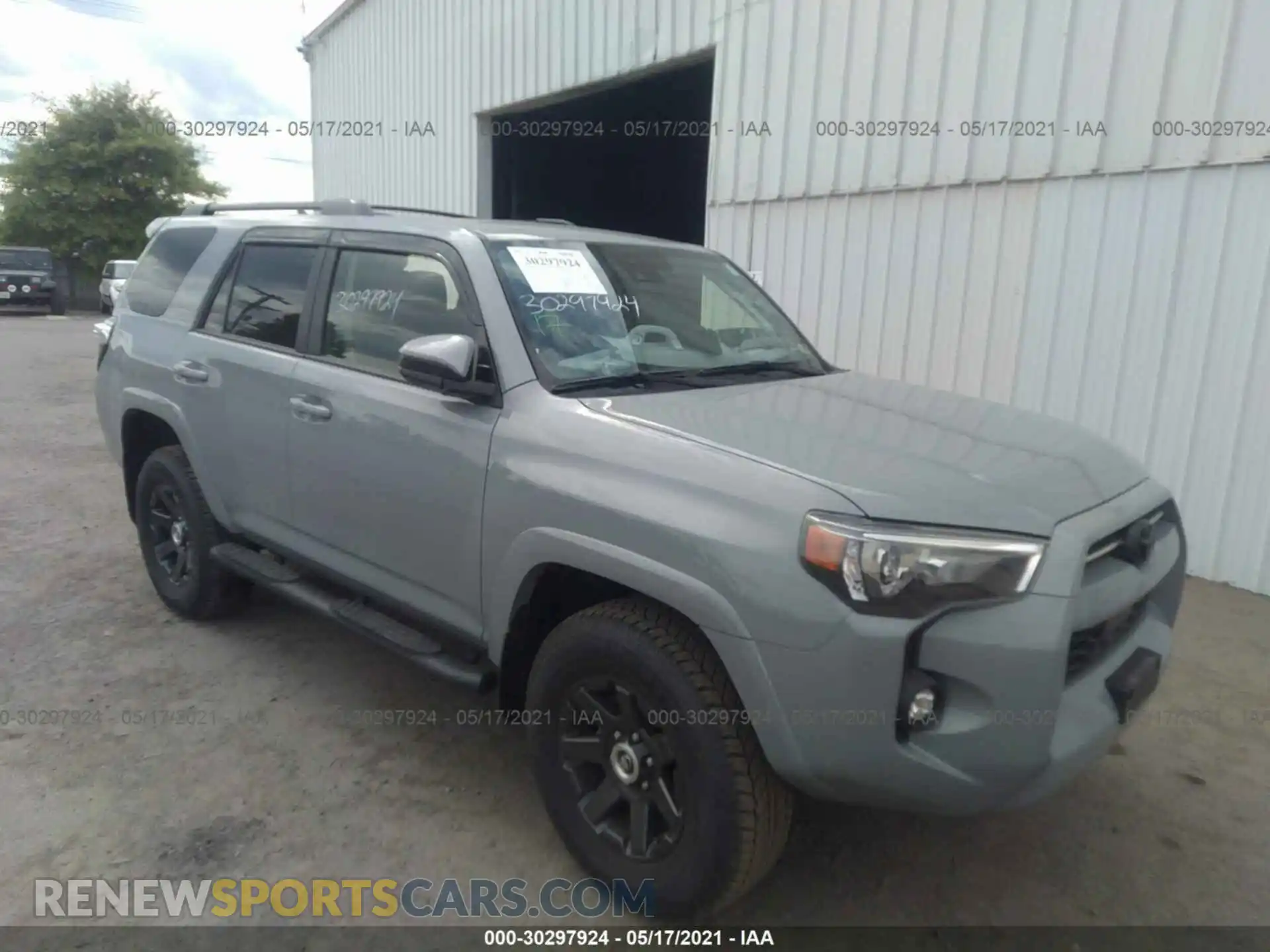1 Фотография поврежденного автомобиля JTEBU5JR2M5880484 TOYOTA 4RUNNER 2021