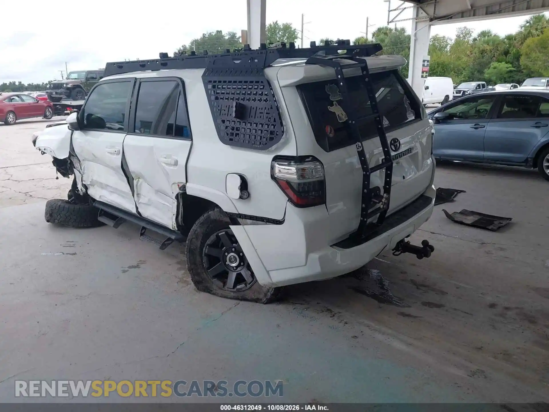 3 fotografías del automóvil dañado JTEBU5JR5M5865686 TOYOTA 4RUNNER 2021