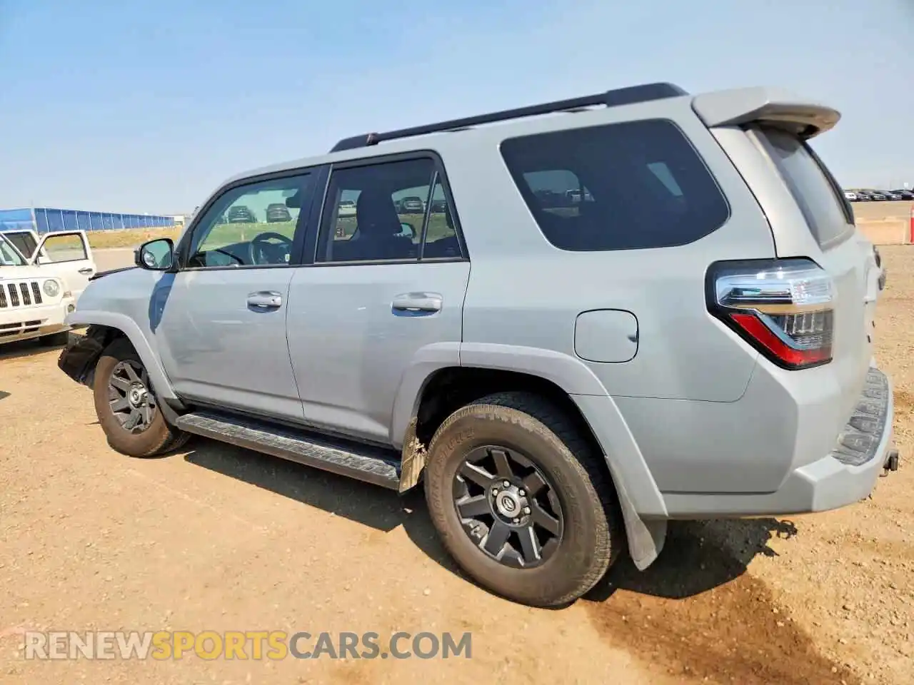 2 Photograph of a damaged car JTEBU5JR6M5943263 TOYOTA 4RUNNER 2021