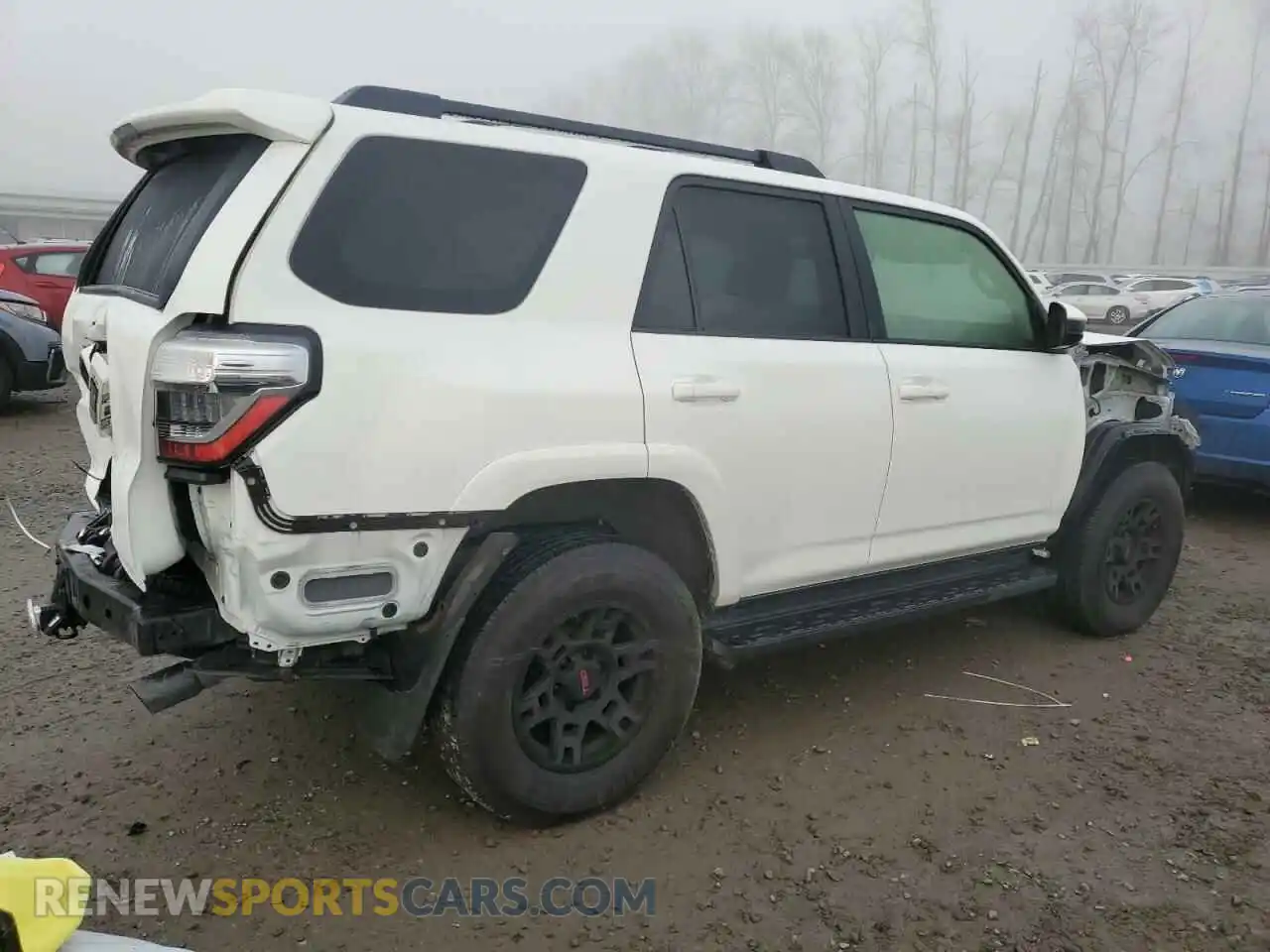 3 Photograph of a damaged car JTEBU5JR7M5938847 TOYOTA 4RUNNER 2021