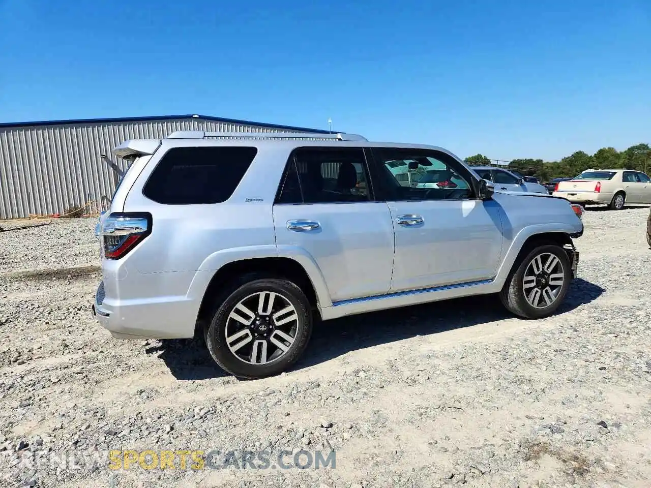 3 Photograph of a damaged car JTEDU5JR5M5235448 TOYOTA 4RUNNER 2021