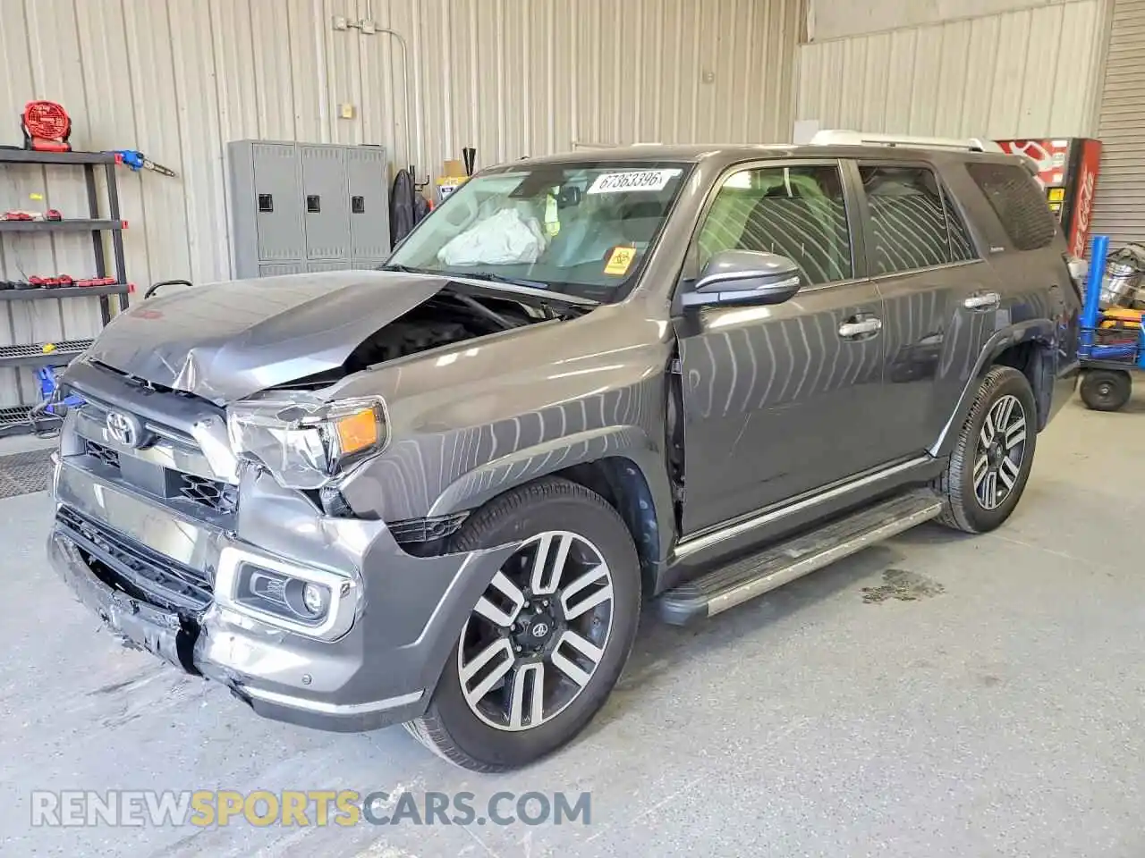 1 Photograph of a damaged car JTEDU5JR5M5237684 TOYOTA 4RUNNER 2021