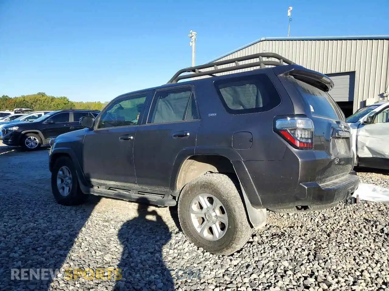 2 fotografías del automóvil dañado JTEEU5JR2M5234343 TOYOTA 4RUNNER 2021