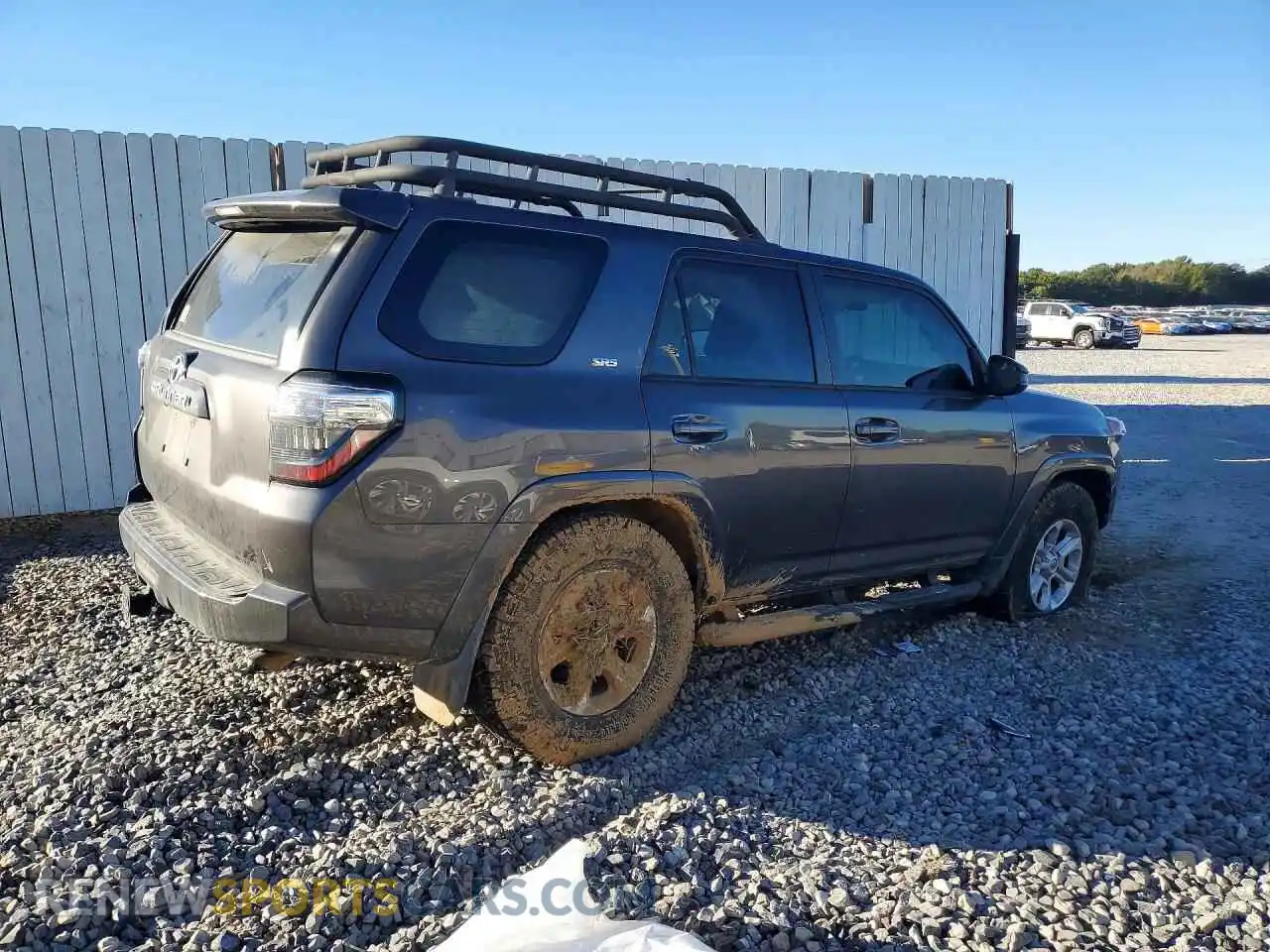 3 fotografías del automóvil dañado JTEEU5JR2M5234343 TOYOTA 4RUNNER 2021