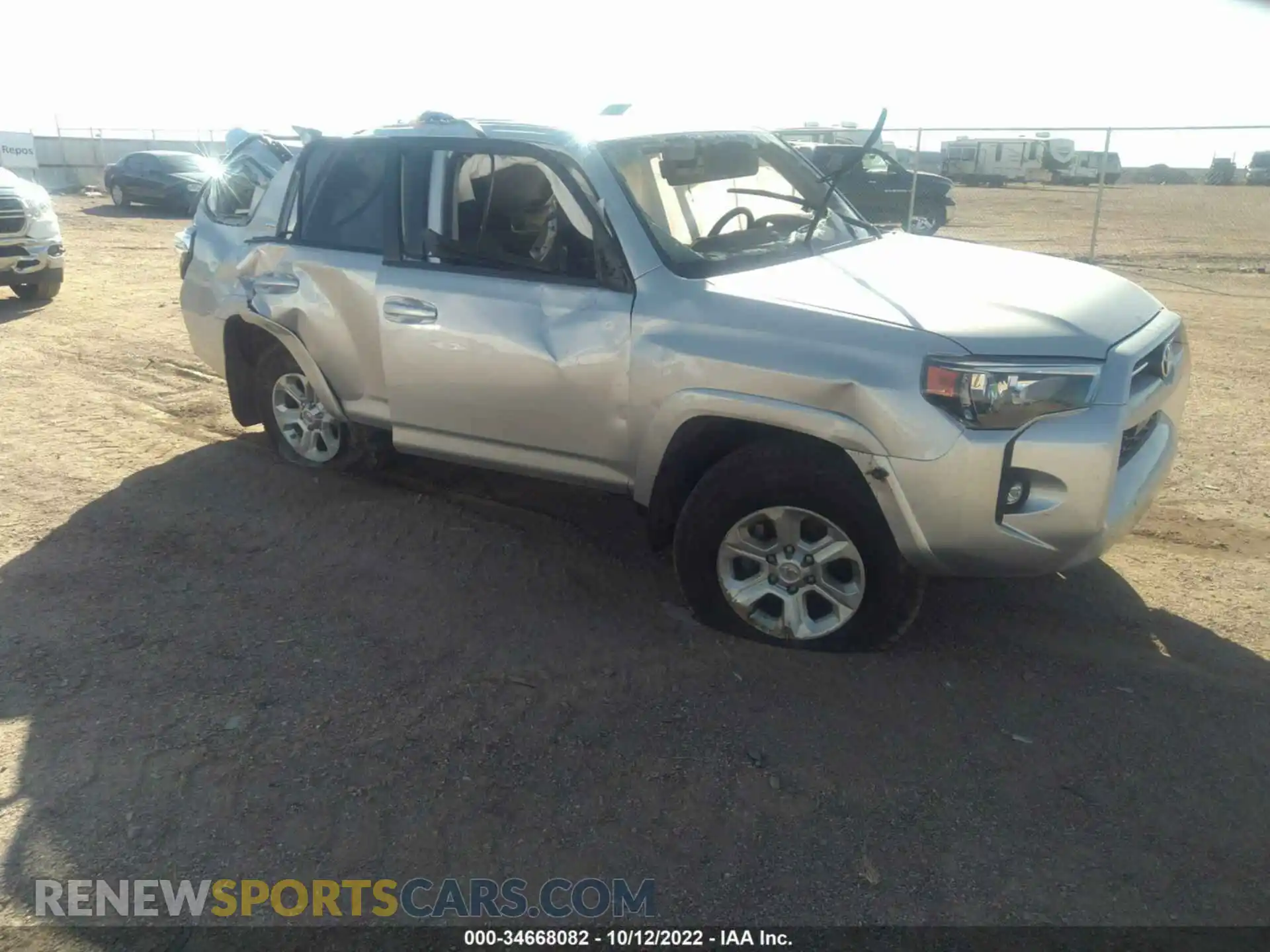 1 Photograph of a damaged car JTEEU5JR2M5237226 TOYOTA 4RUNNER 2021