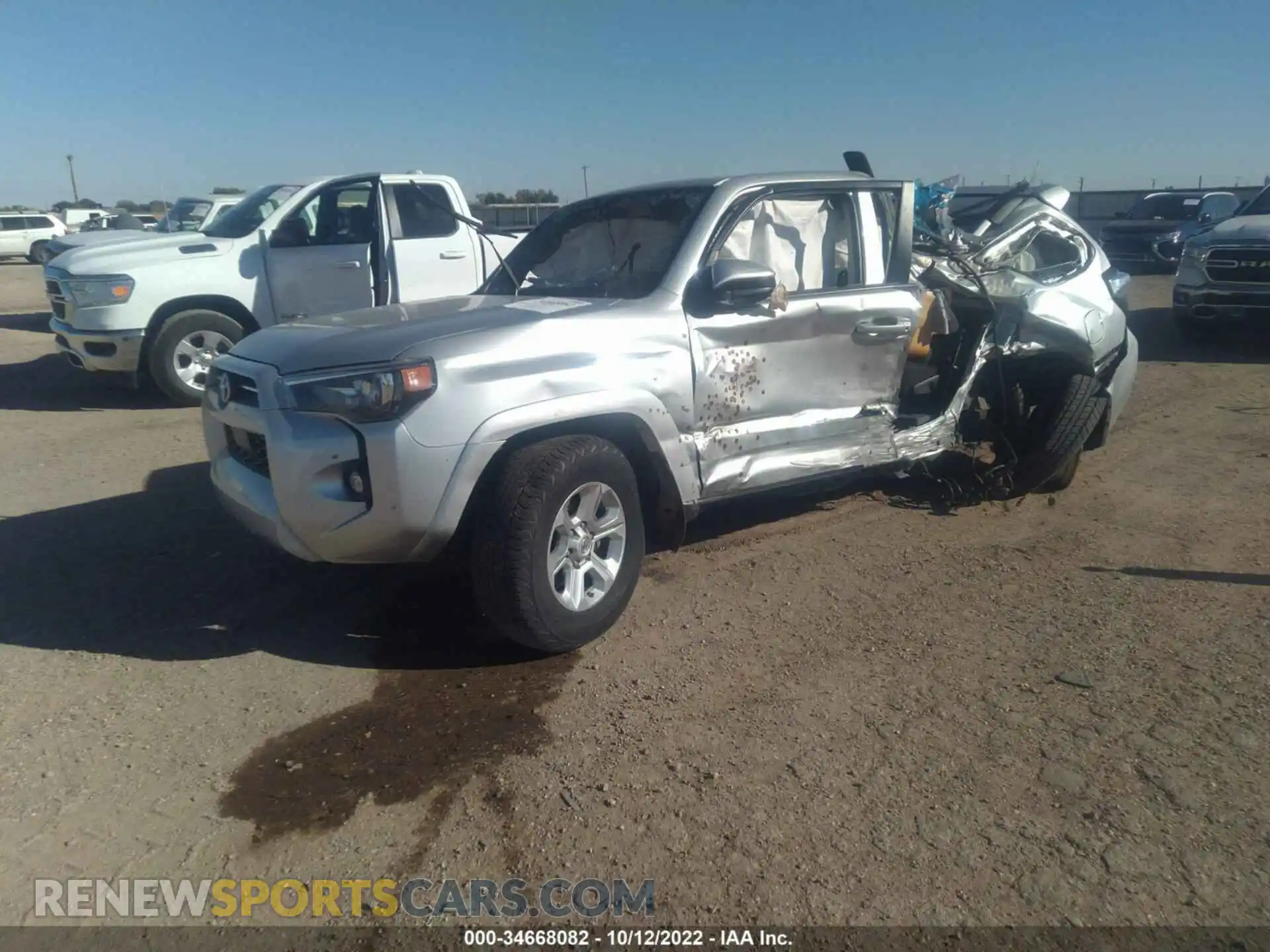 2 Photograph of a damaged car JTEEU5JR2M5237226 TOYOTA 4RUNNER 2021