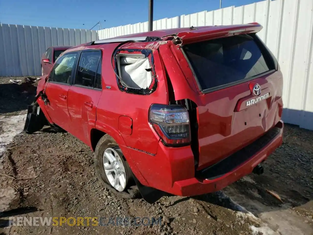 3 Photograph of a damaged car JTEEU5JR2M5238635 TOYOTA 4RUNNER 2021
