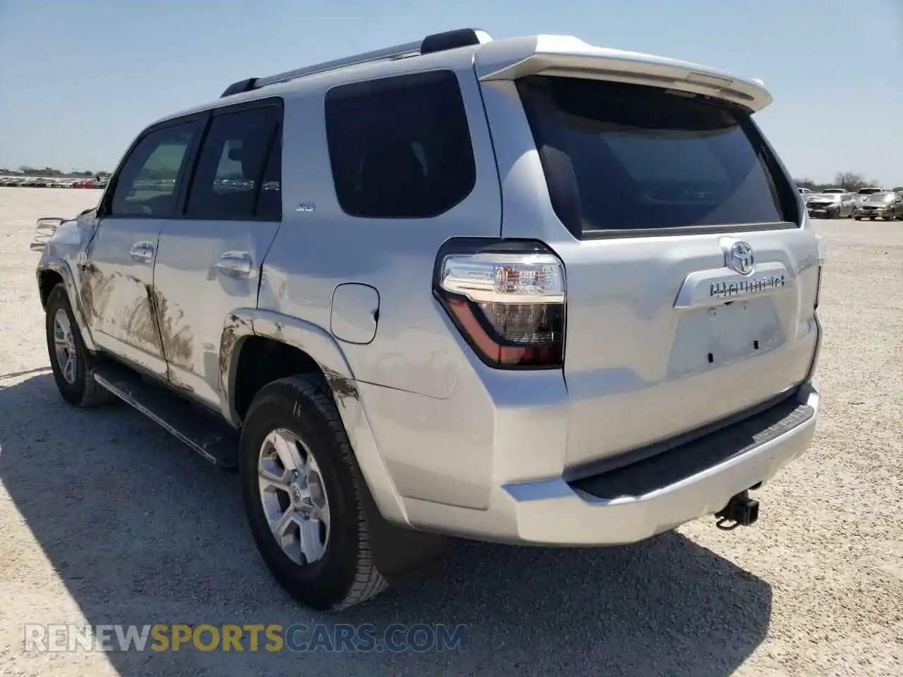 3 Photograph of a damaged car JTEEU5JR2M5245004 TOYOTA 4RUNNER 2021